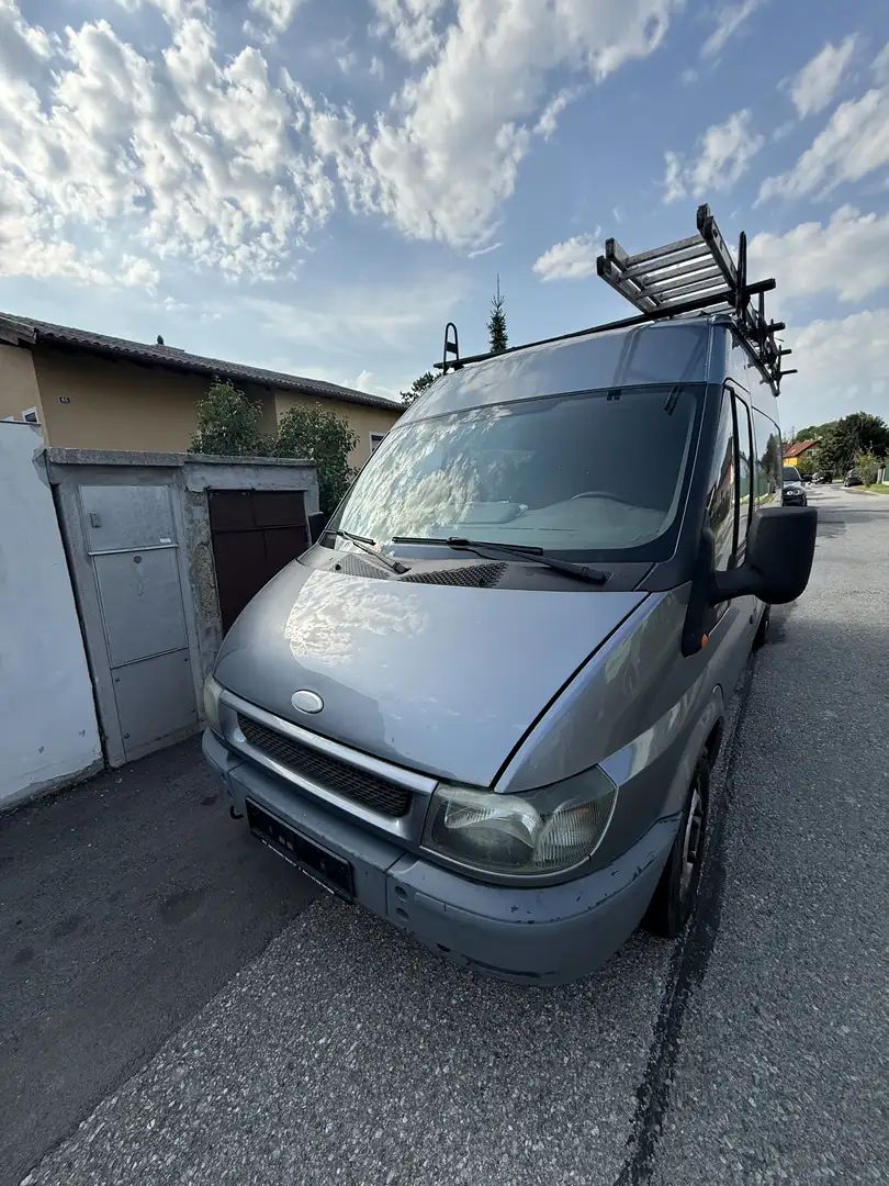Ford Transit Bus - 1
