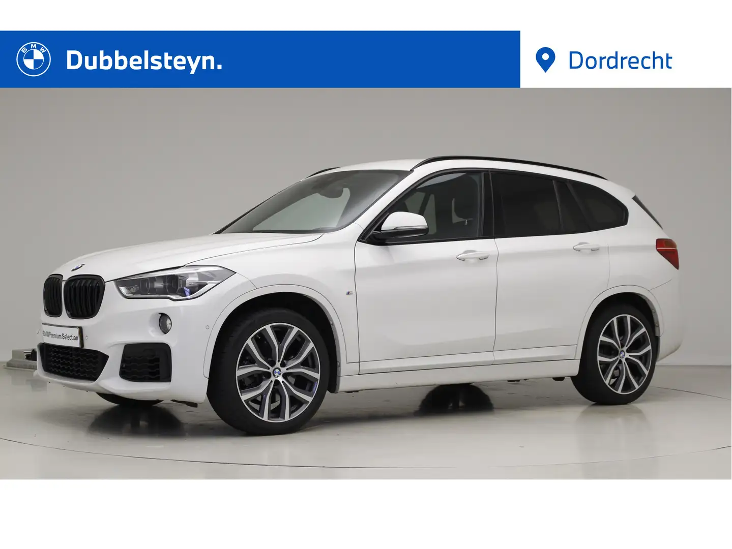 BMW X1 sDrive20i M-Sport | Active Cruise Control | Stoel/ Wit - 1