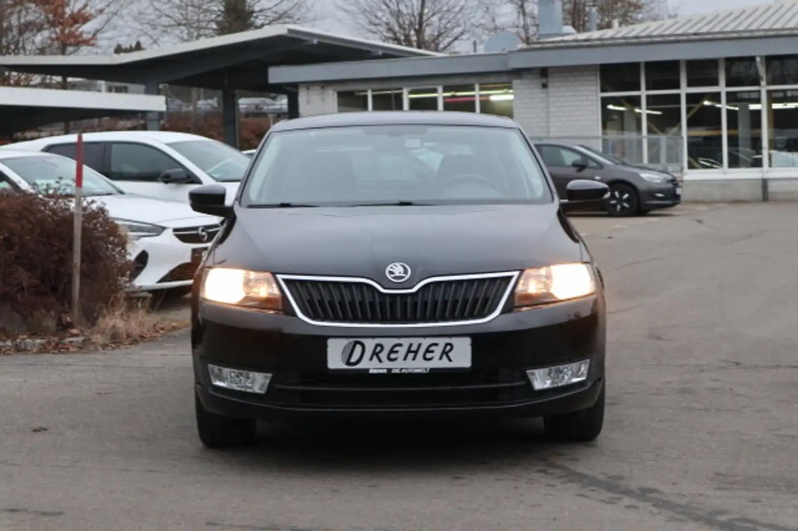 Skoda Rapid/Spaceback Rapid SPACEBACK / AMBITION Plus /Sitzheiz/EXTRAS Negro - 2