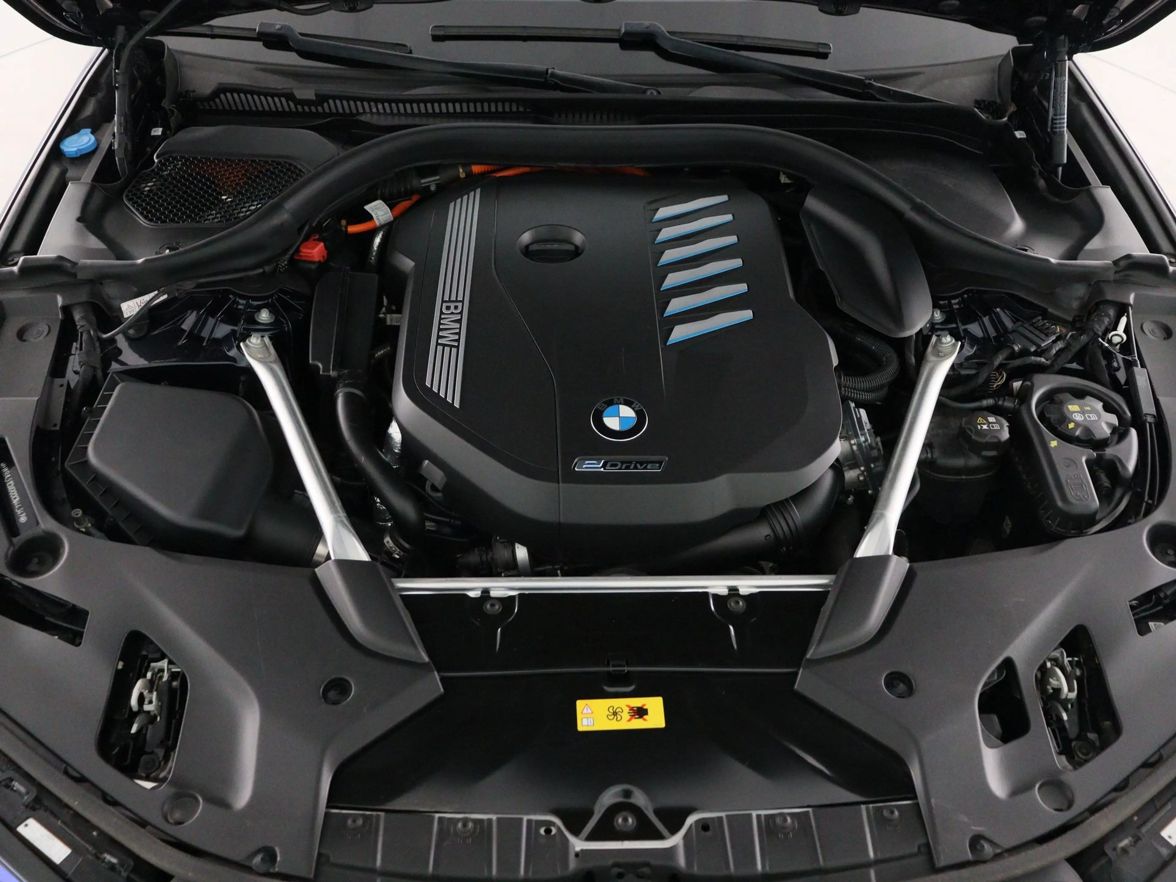BMW 545 5 Serie 545e xDrive — photo 5