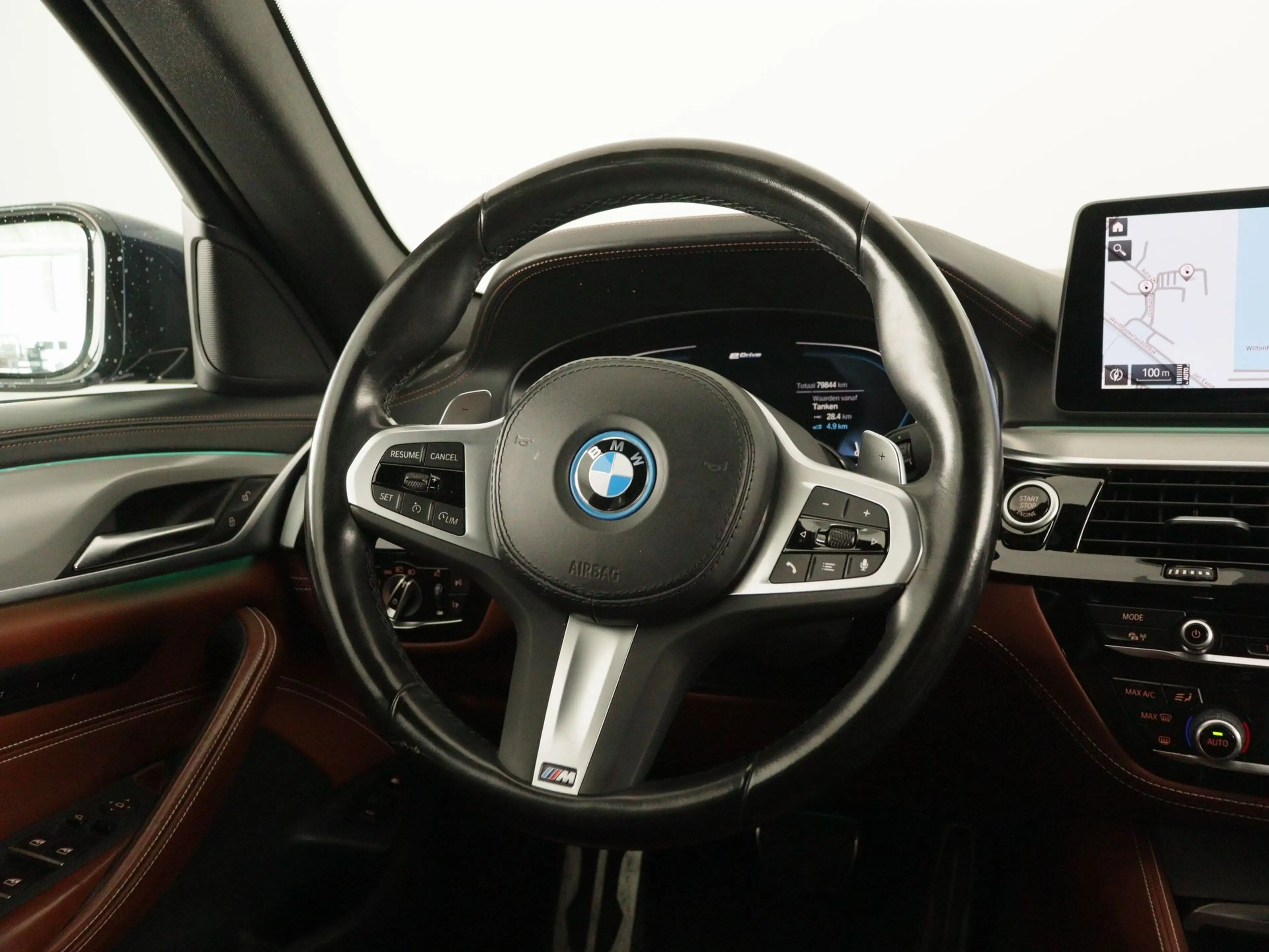 BMW 545 5 Serie 545e xDrive — photo 2