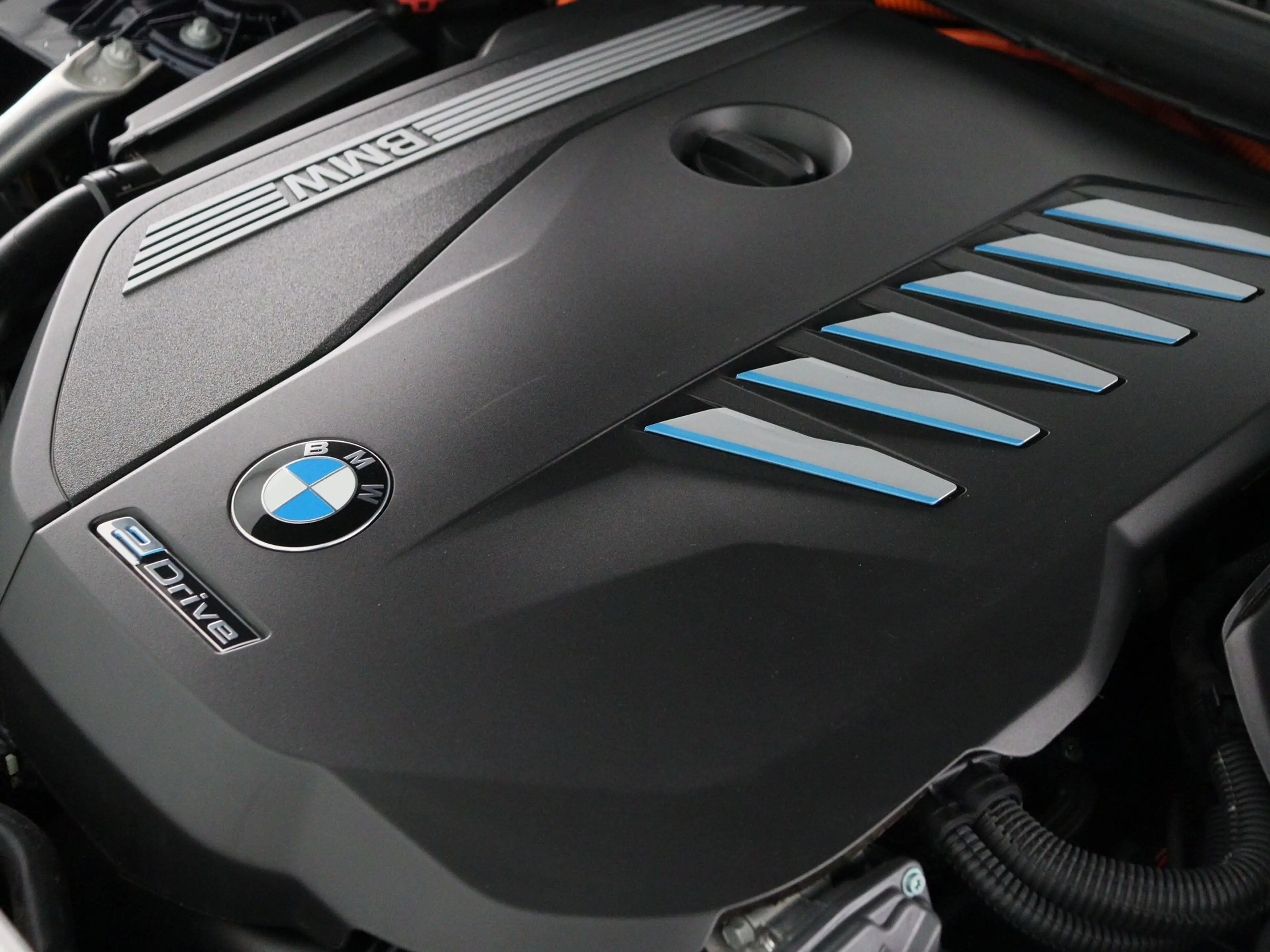 BMW 545 5 Serie 545e xDrive — photo 6