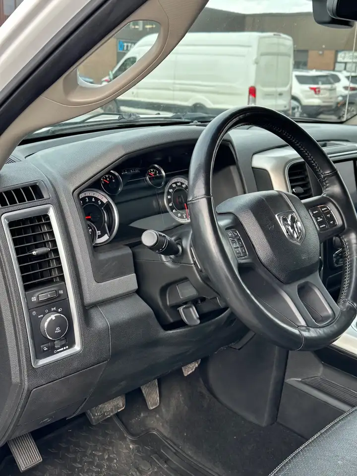 RAM 1500 снимка RAM 1500