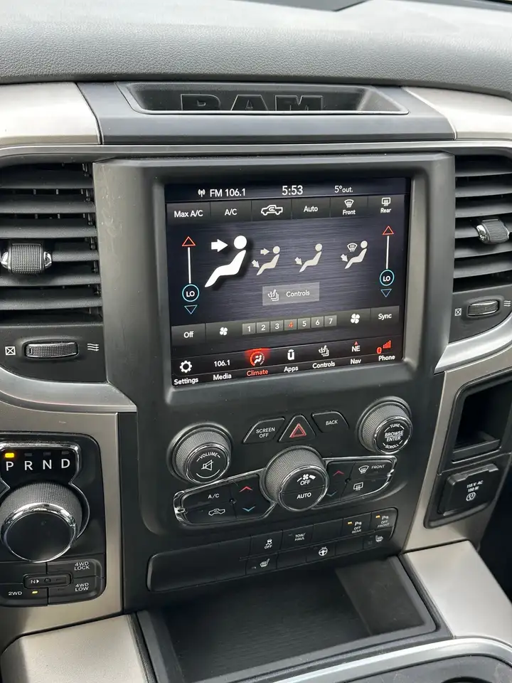 RAM 1500 снимка RAM 1500