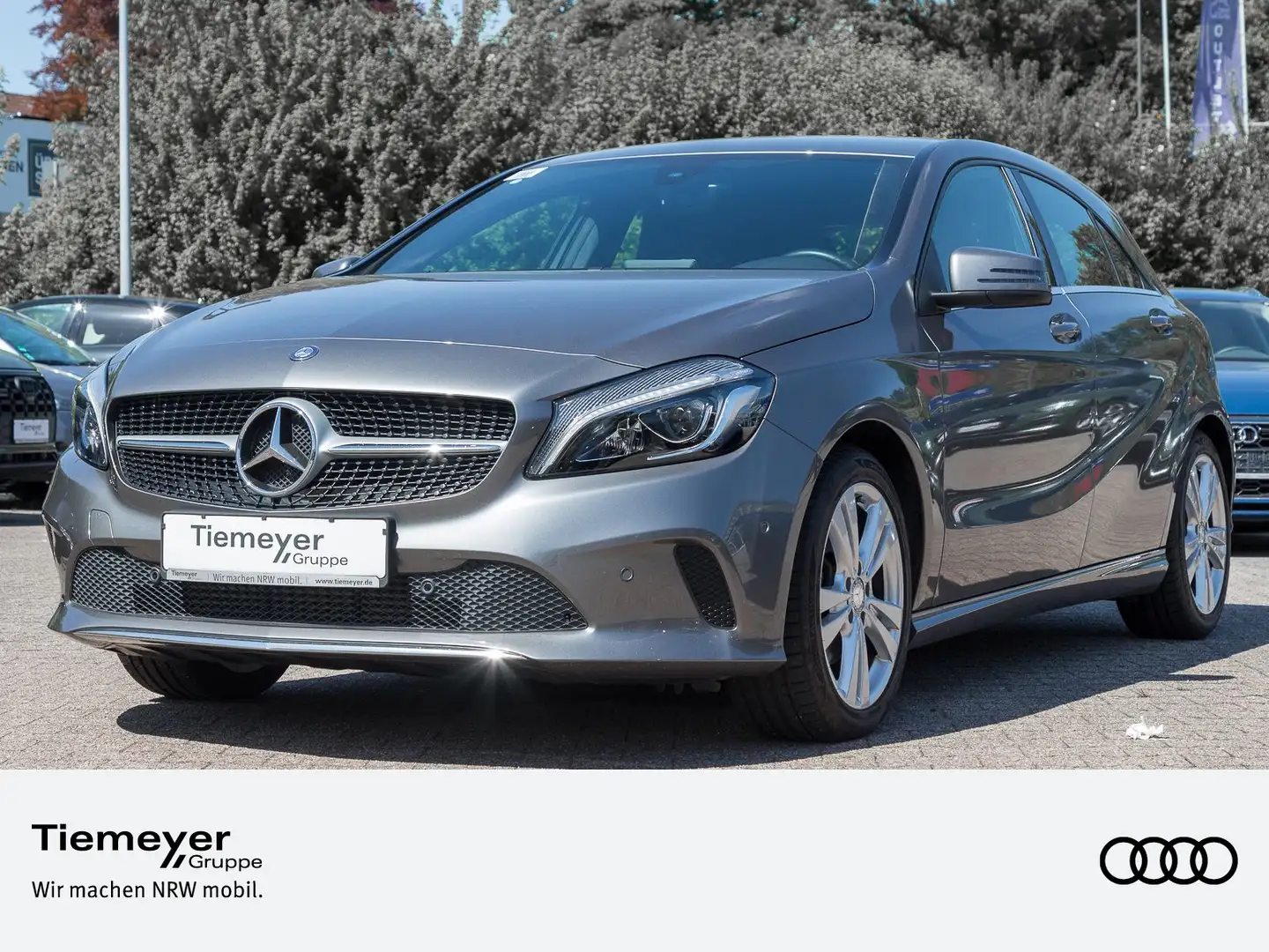 Mercedes-Benz A 180 SCORE NAVI GRA PDC LED Grijs - 1