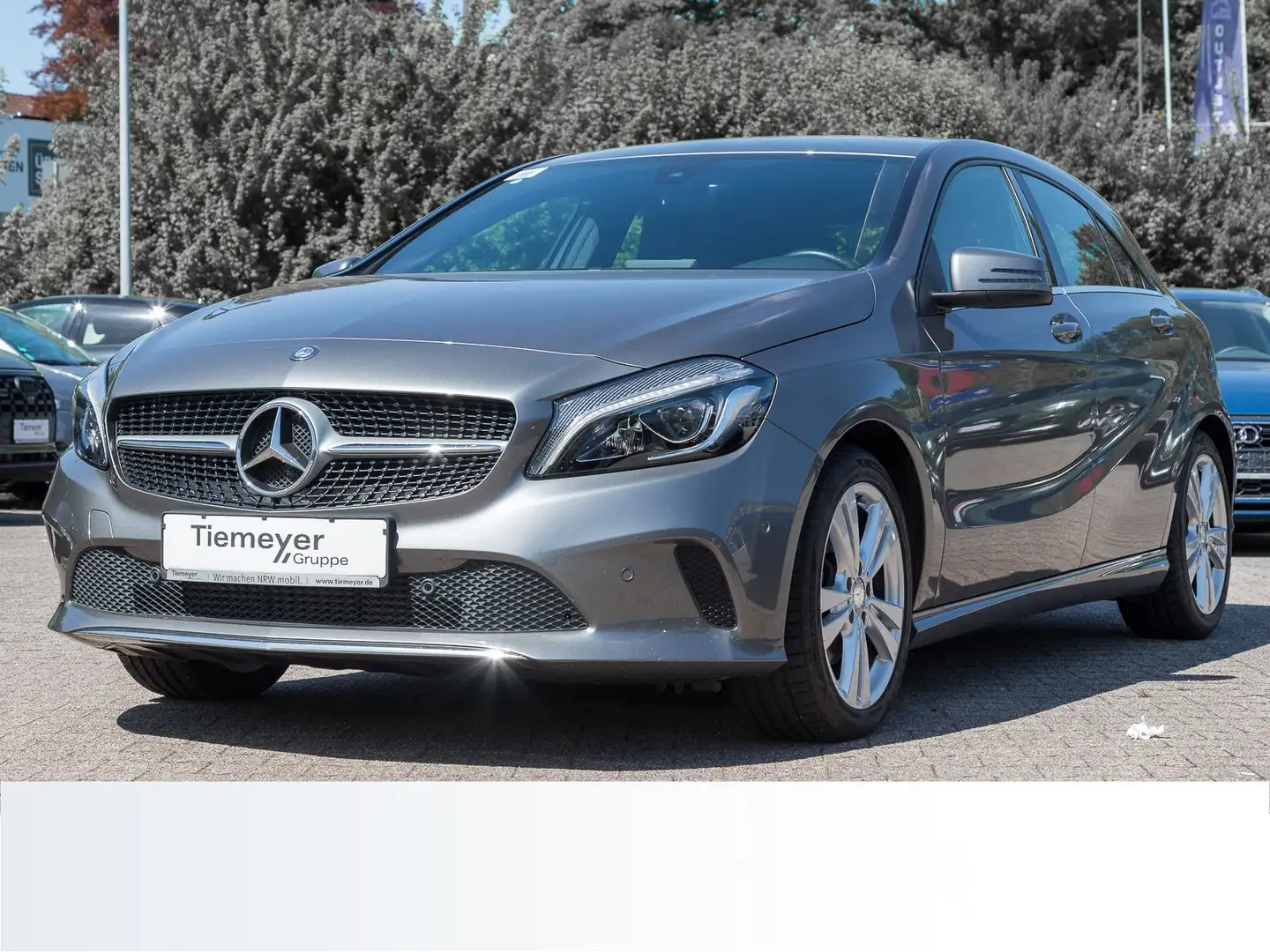 Mercedes-Benz A 180 SCORE NAVI GRA PDC LED Grijs - 2