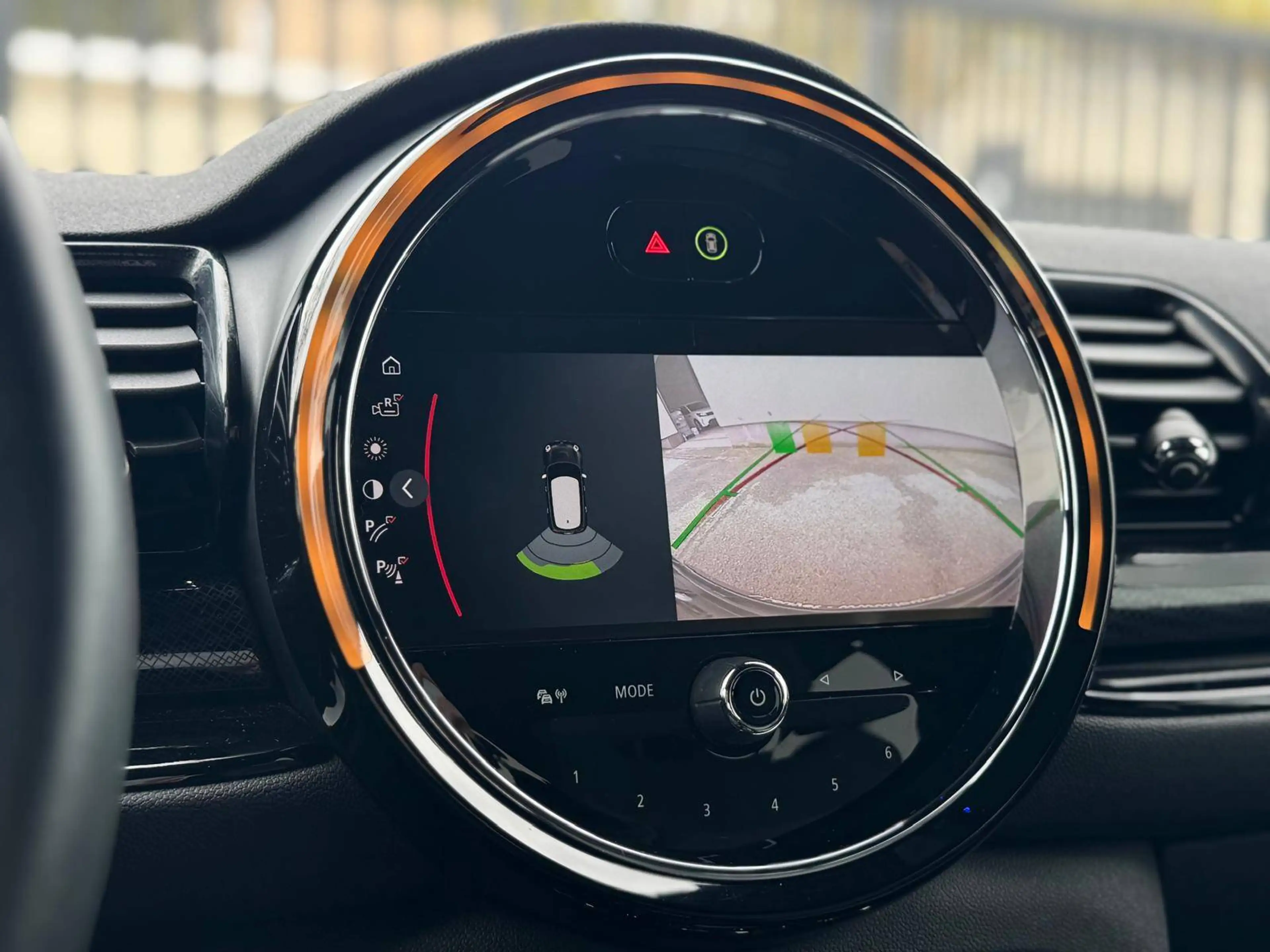 MINI Cooper Clubman 1.5i AUTO PACK NIGHT PHARES LED GPS CARPLAY CAMERA — photo 12