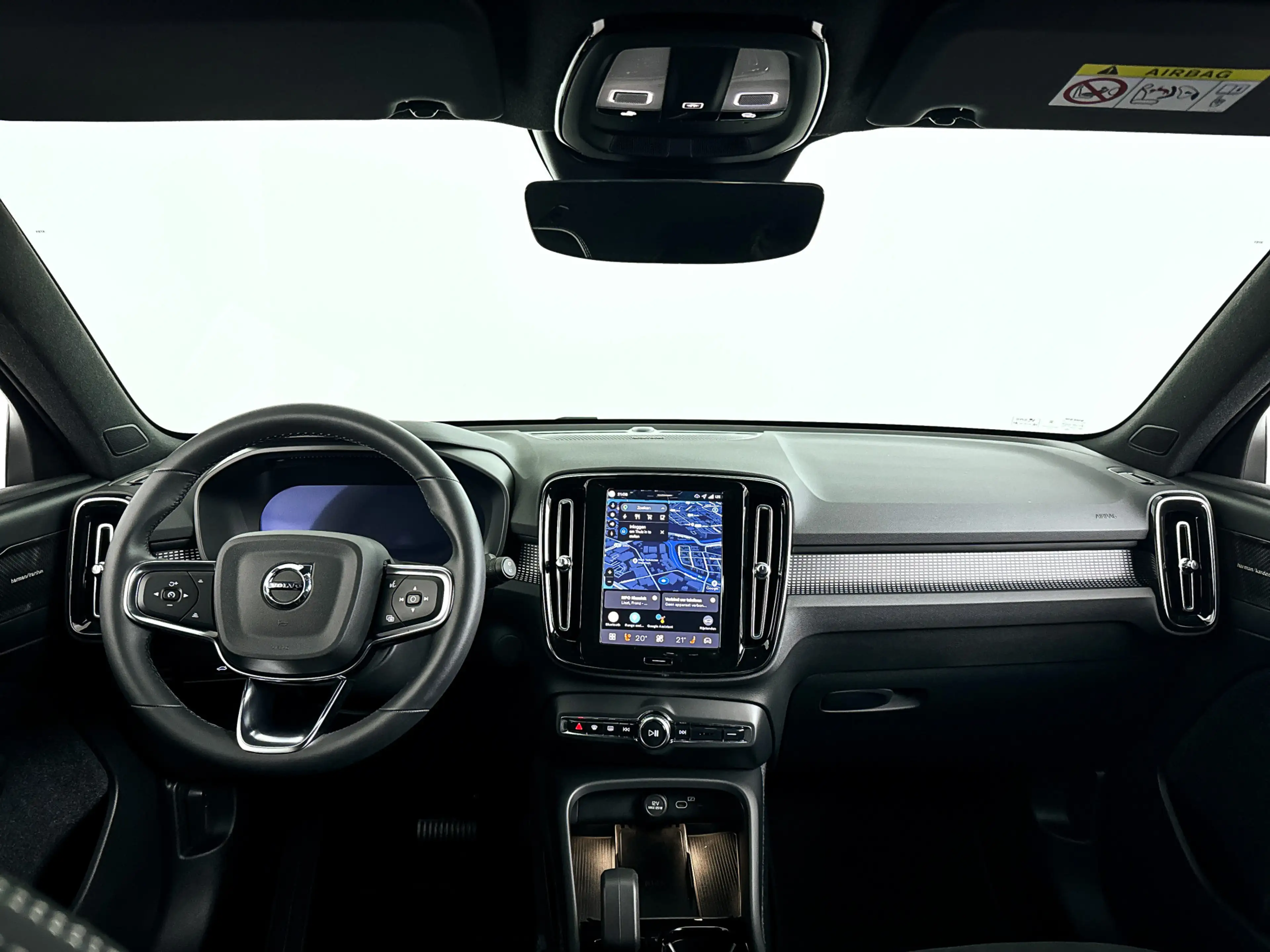 Volvo EX40 Single Motor Plus Black Edition 70 kWh | Parkeerca — photo 9