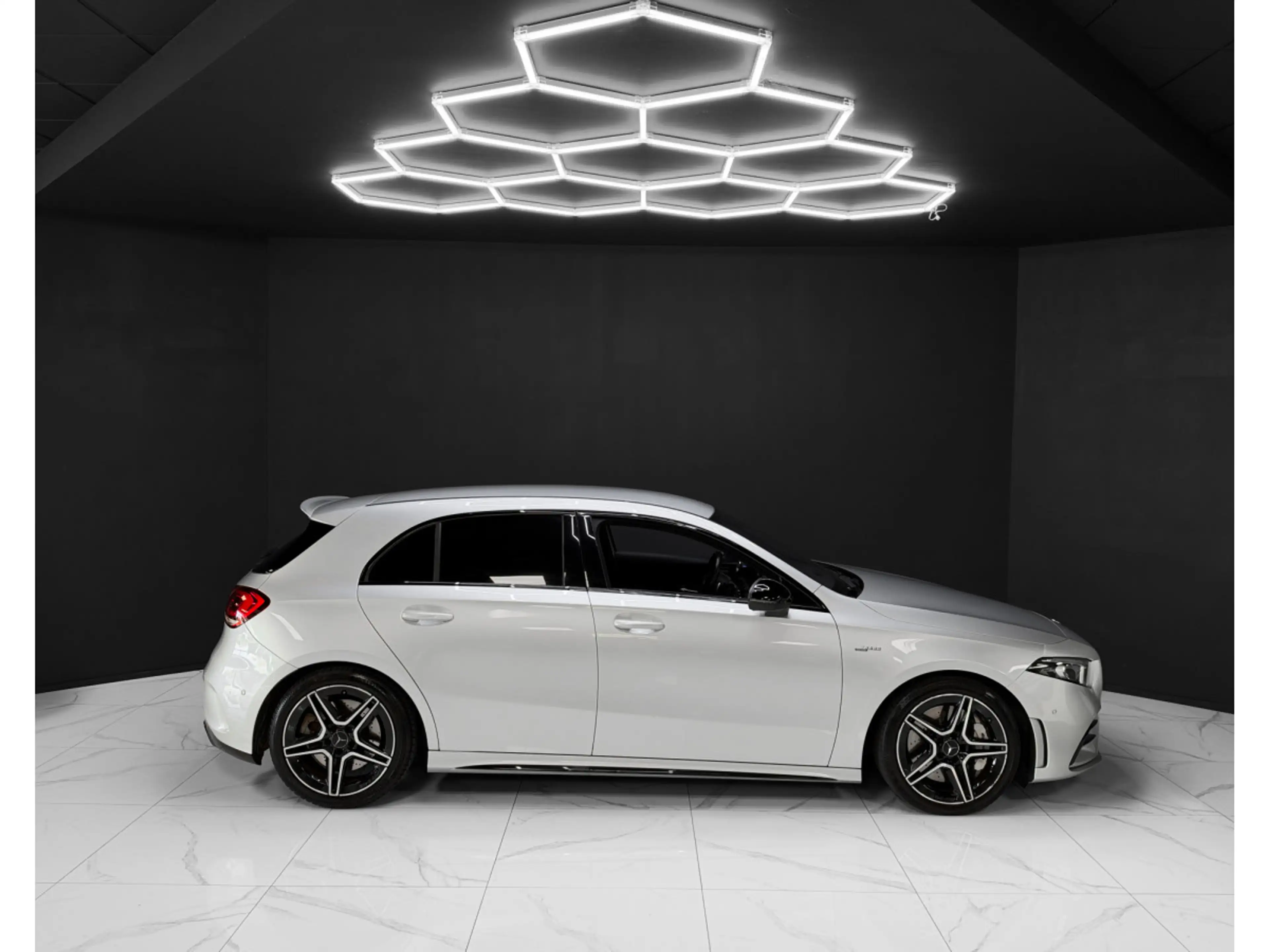 Mercedes-Benz A 35 AMG A35 AMG 4MATIC DCT 7G — photo 6