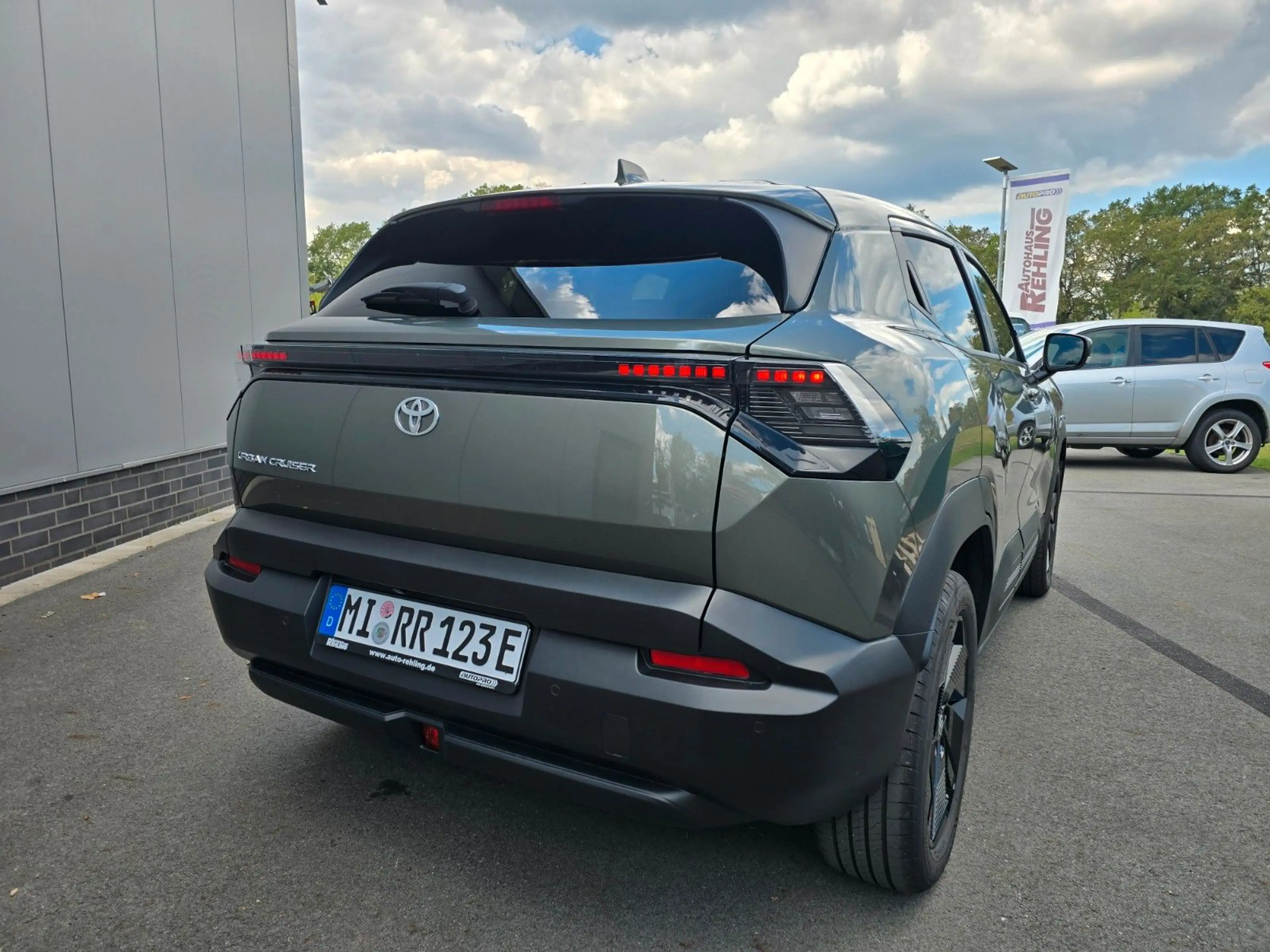 Toyota Urban Cruiser 128 kW FWD Teamplayer — photo 8