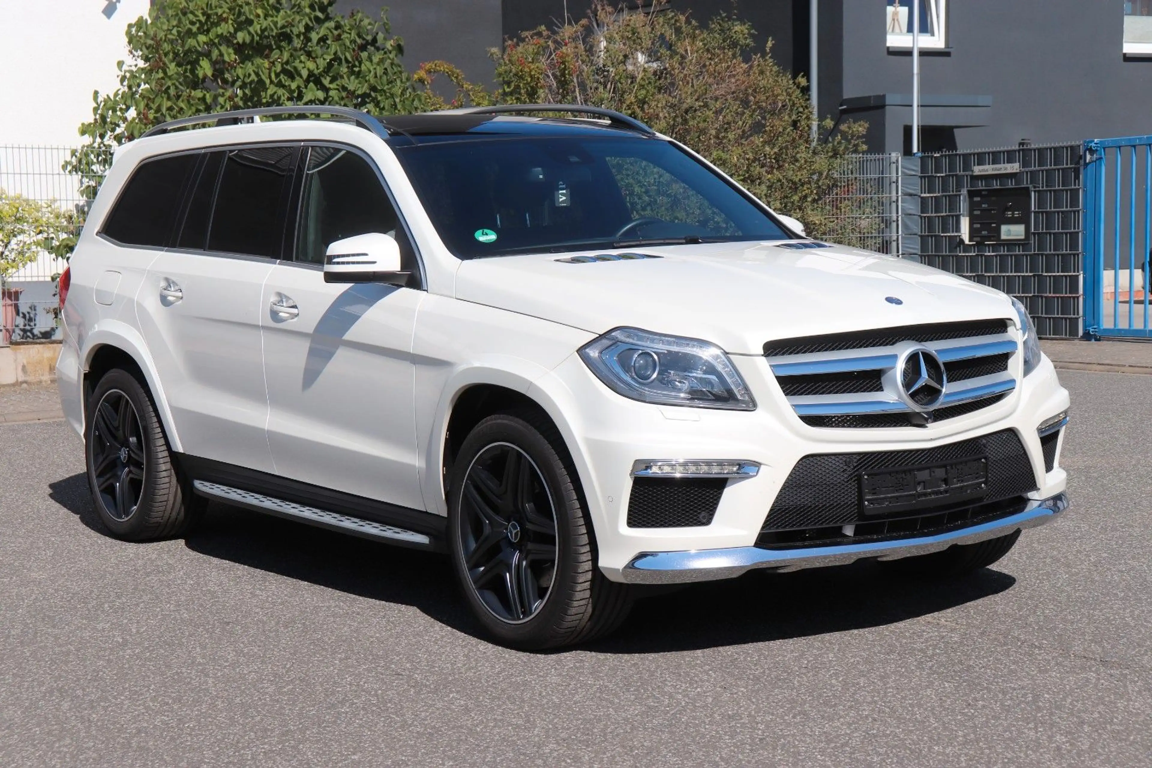 Mercedes-Benz GL 350 AMG BlueTec 4Matic — photo 7