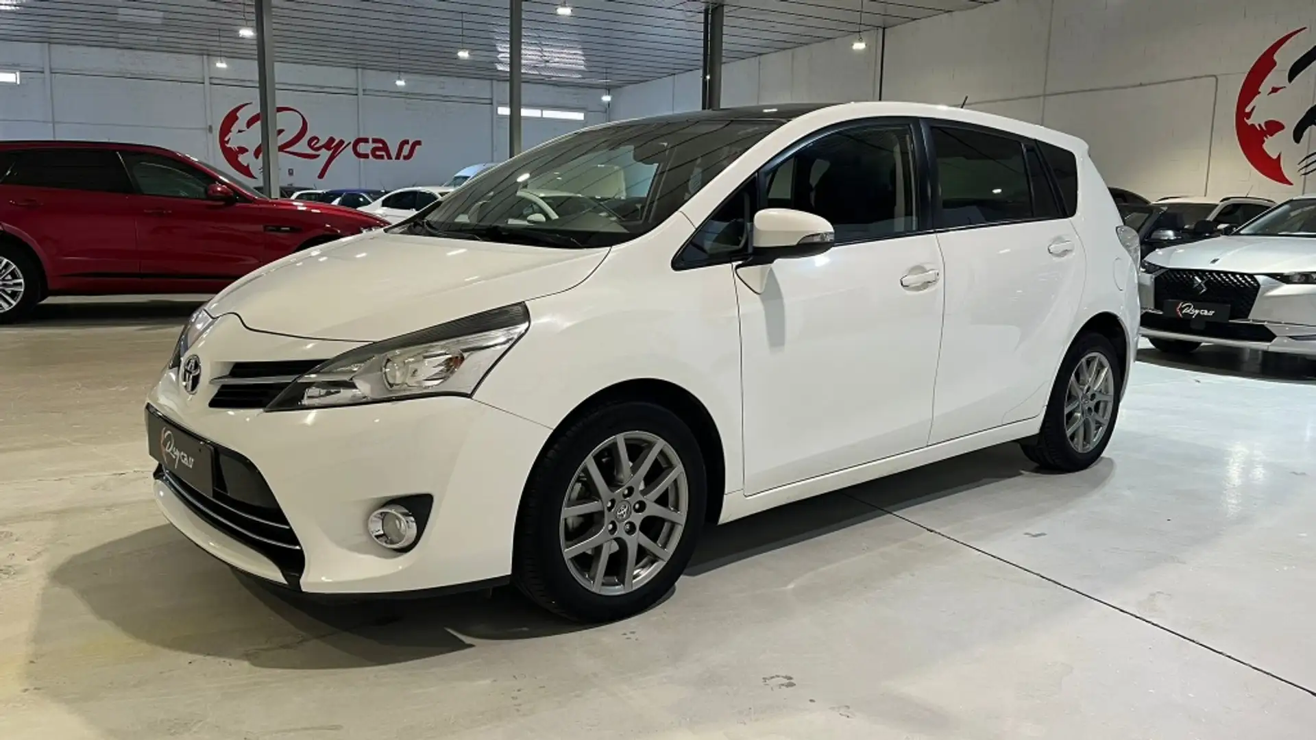 Toyota Verso 120D Advance 7pl. Blanc - 1