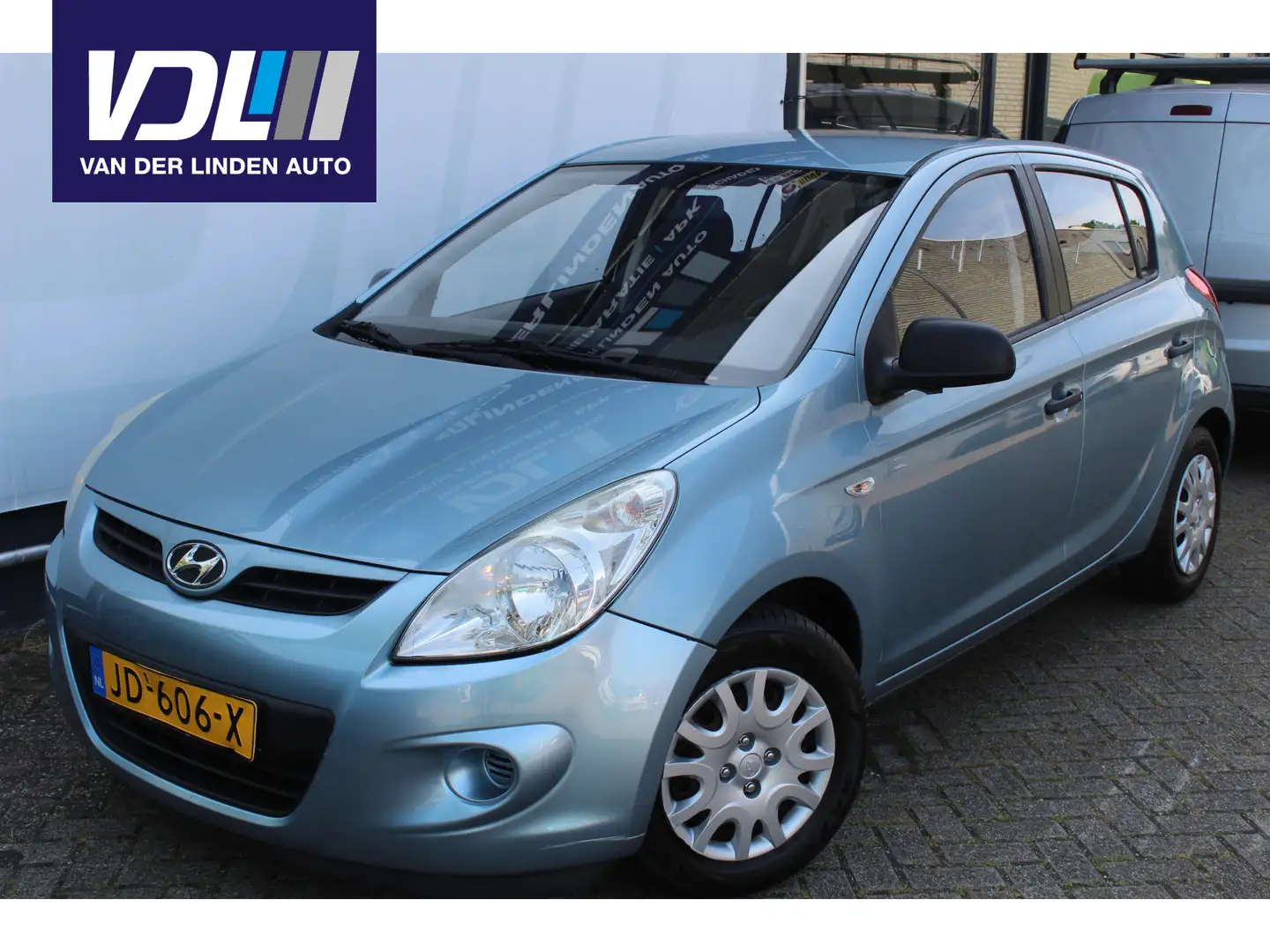 Hyundai i20 1.2i Business Edition Airco l Elek Ramen l Bluetoo Blauw - 1