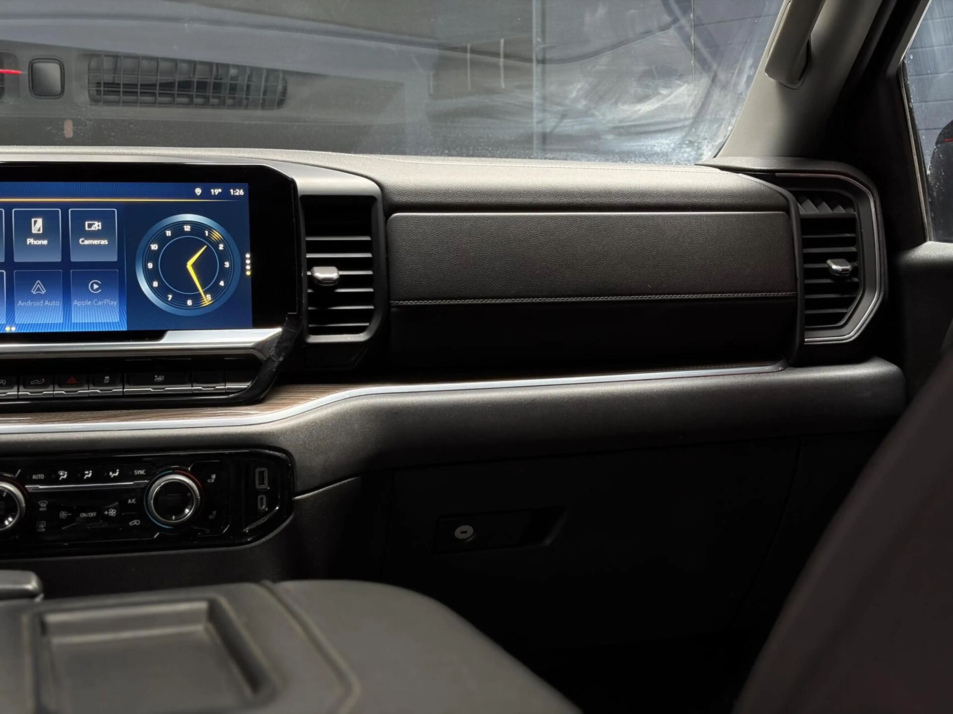 Chevrolet Silverado 1500 RST 4x4 |PANO|TREK|ACC|BOSE|360° — photo 15