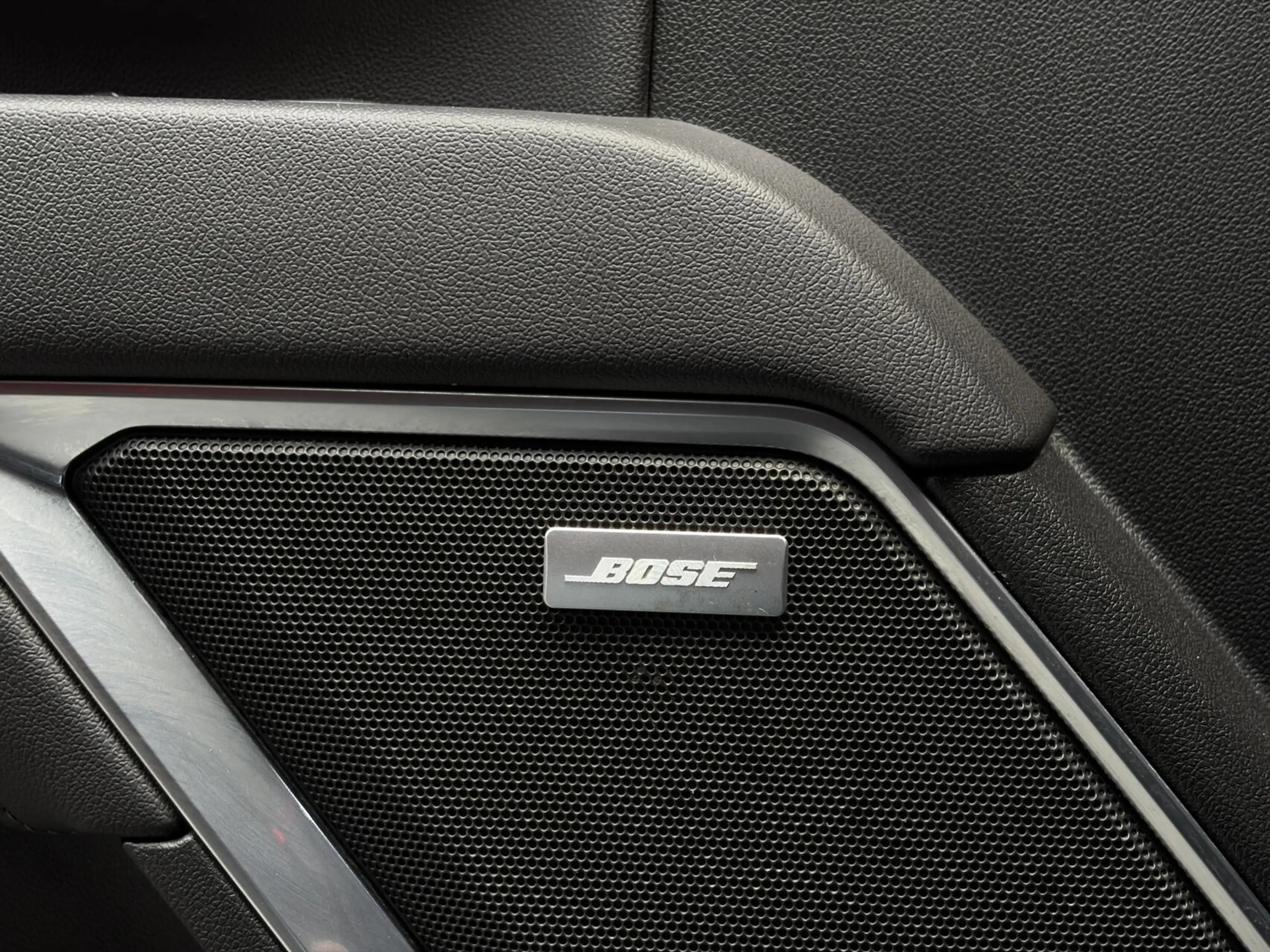 Chevrolet Silverado 1500 RST 4x4 |PANO|TREK|ACC|BOSE|360° — photo 25