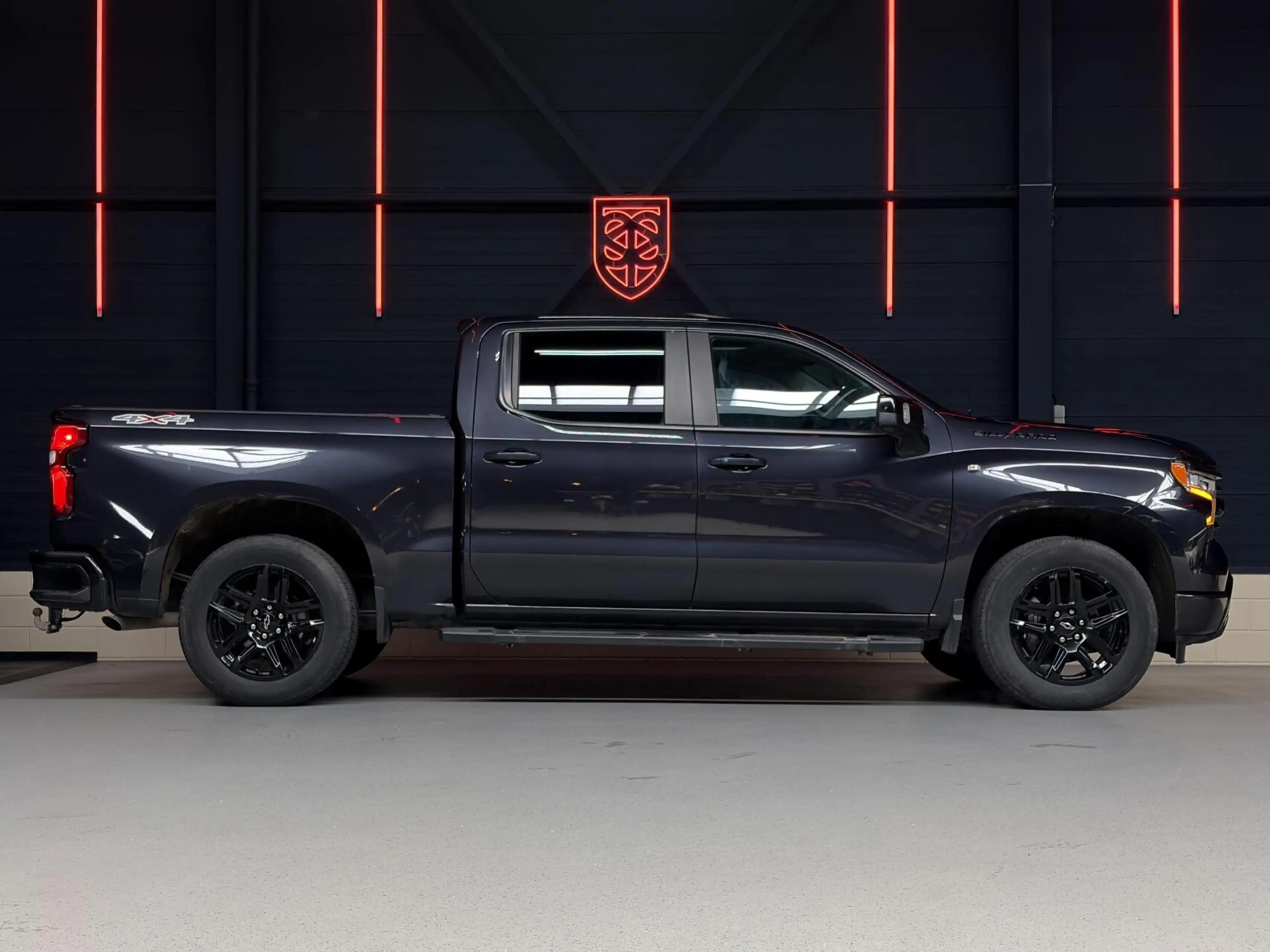 Chevrolet Silverado 1500 RST 4x4 |PANO|TREK|ACC|BOSE|360° — photo 3