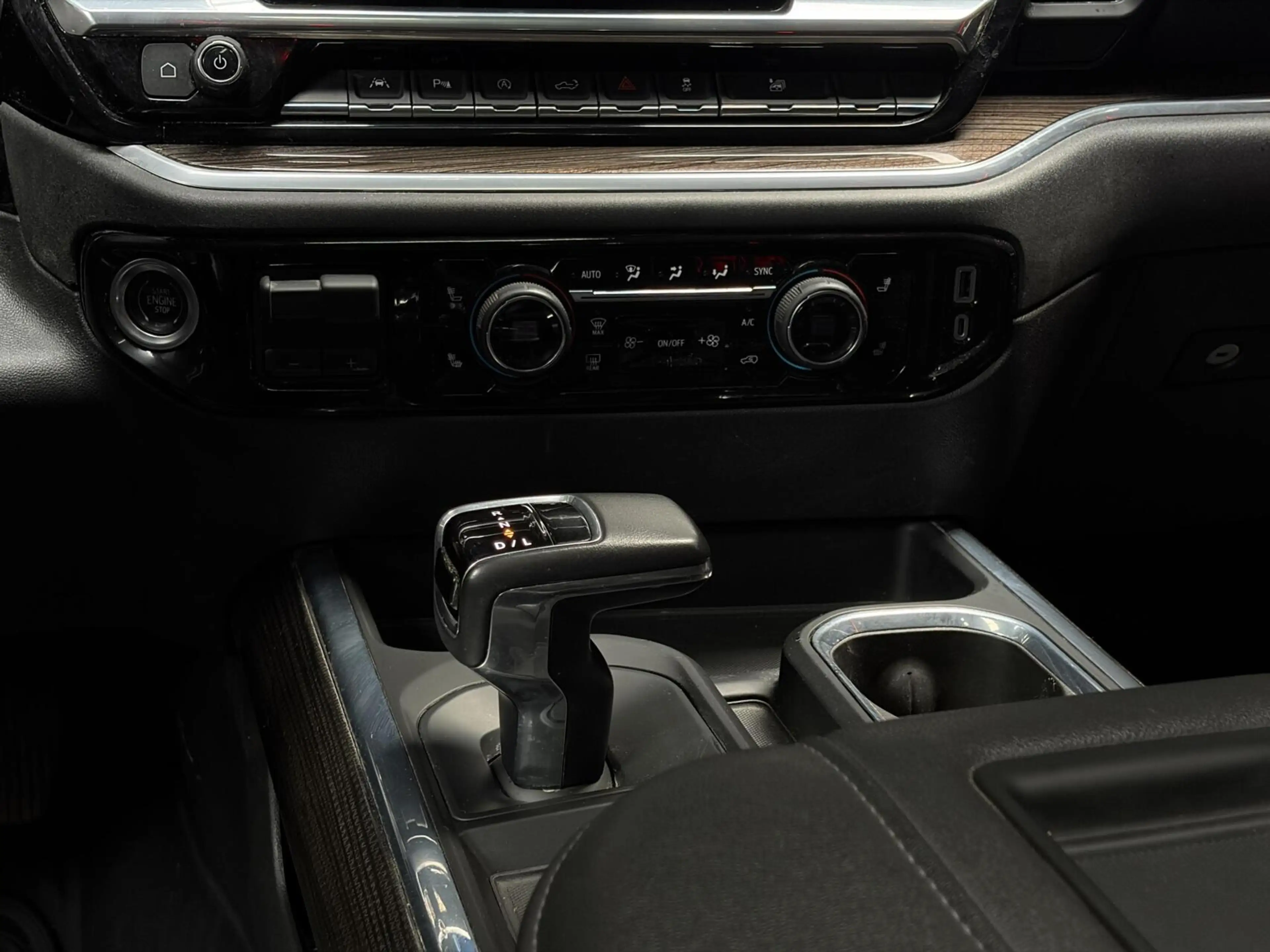 Chevrolet Silverado 1500 RST 4x4 |PANO|TREK|ACC|BOSE|360° — photo 16