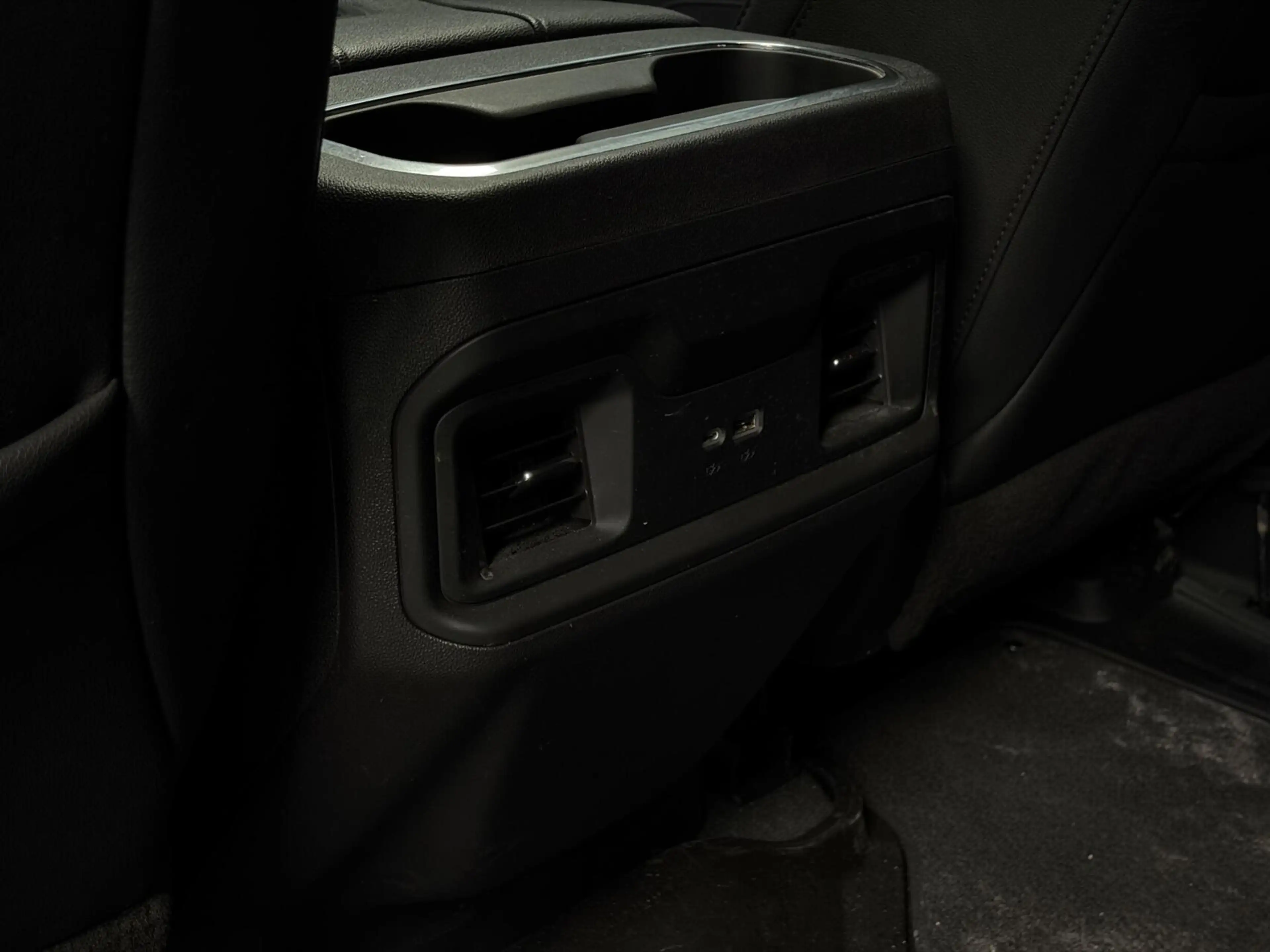 Chevrolet Silverado 1500 RST 4x4 |PANO|TREK|ACC|BOSE|360° — photo 23