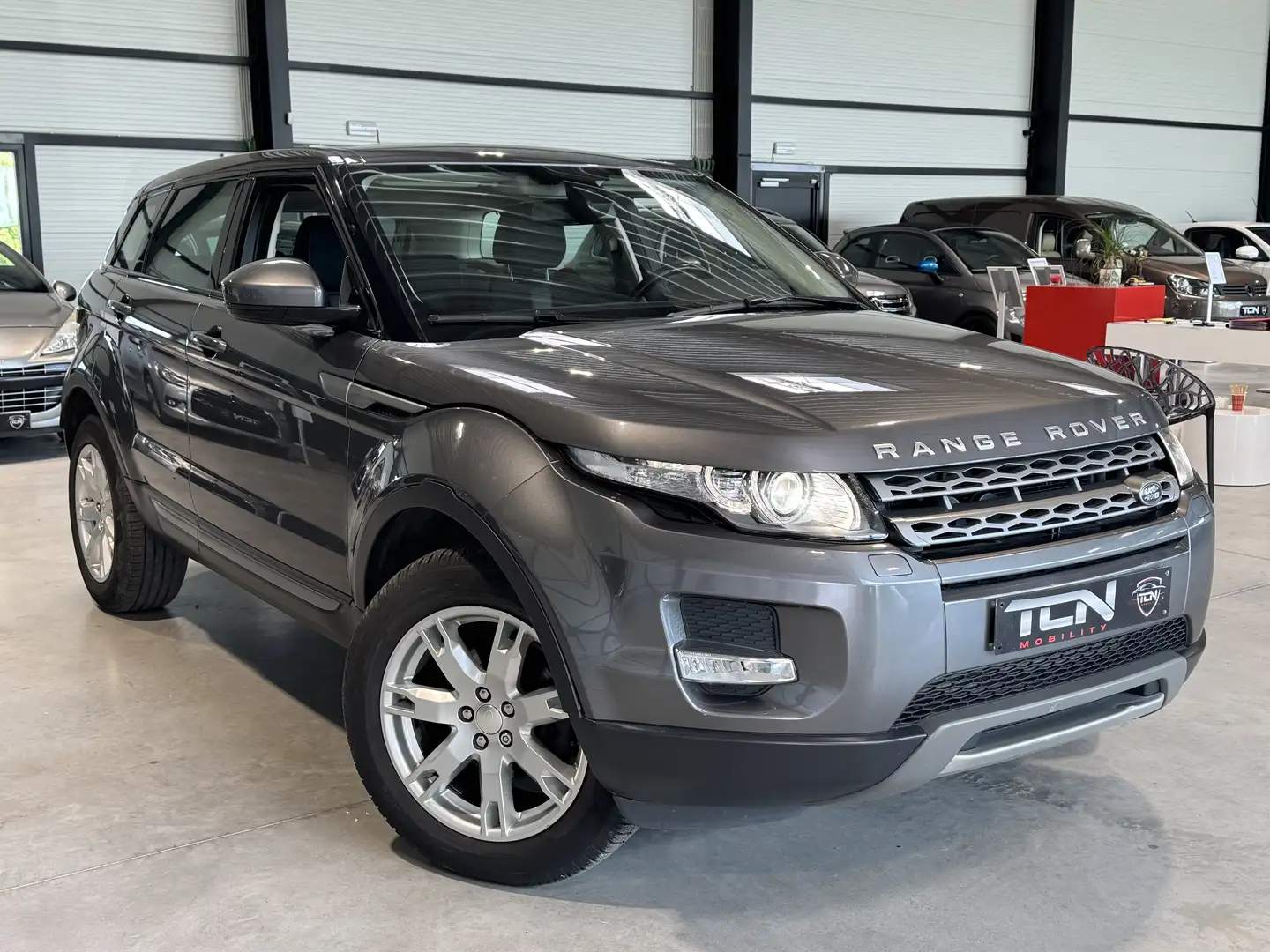 Land Rover Range Rover Evoque 2.2 eD4 2WD Pure Edition Grau - 2
