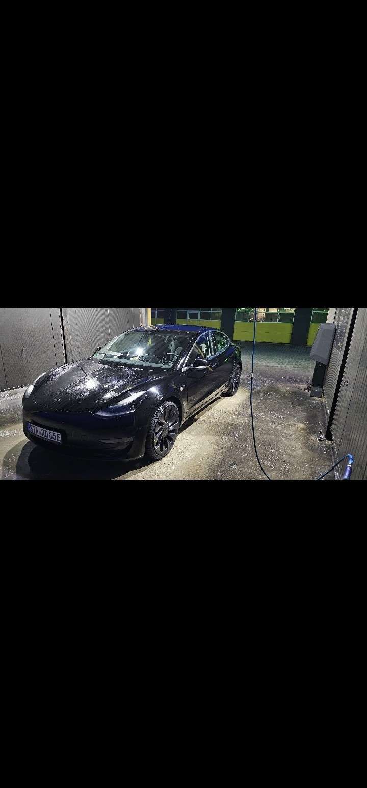 Second hand Tesla Model 3 electro