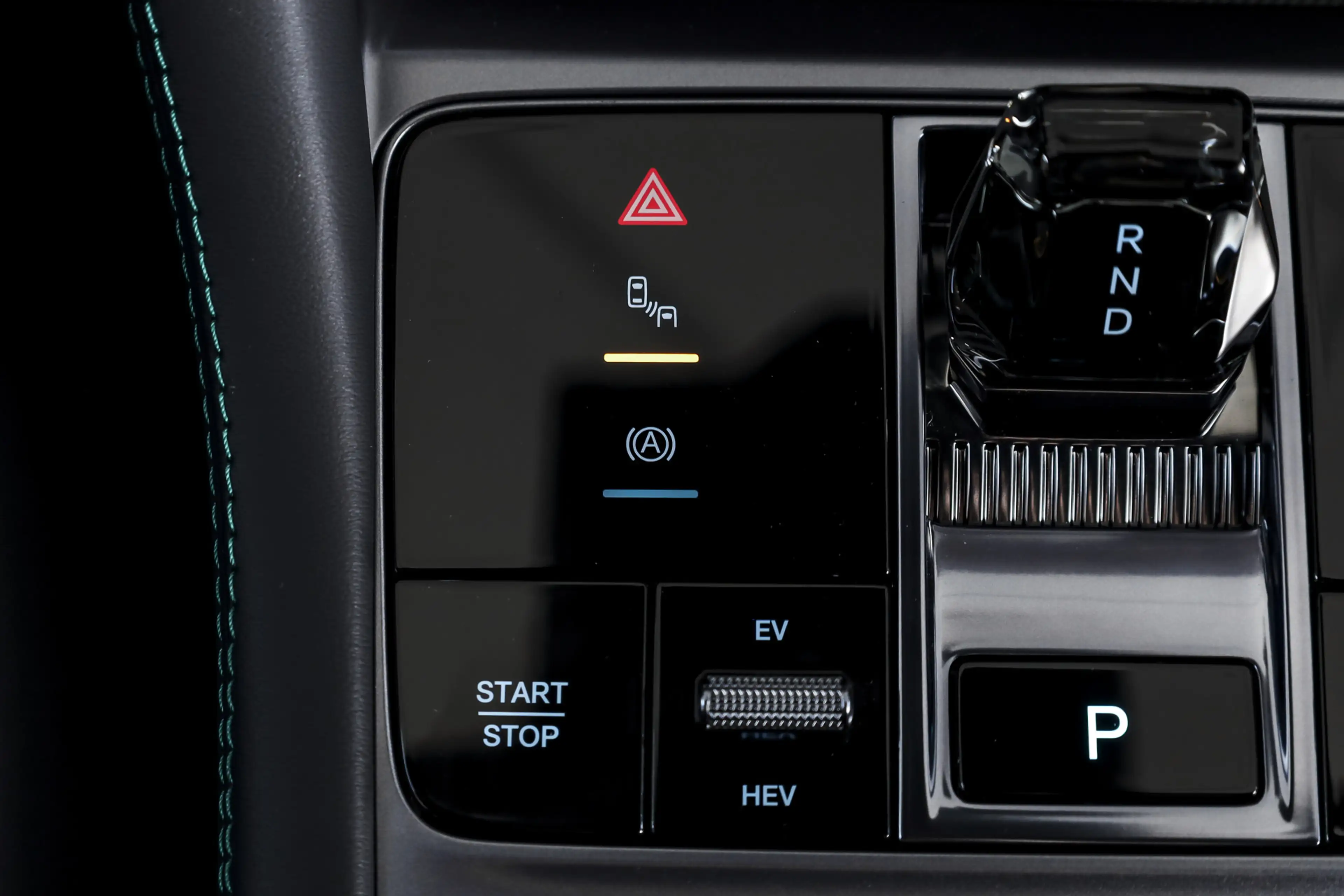 BYD Seal U 1.5 DM-i FWD Boost | Plug-In | S/K-Panodak | 360 C — photo 31