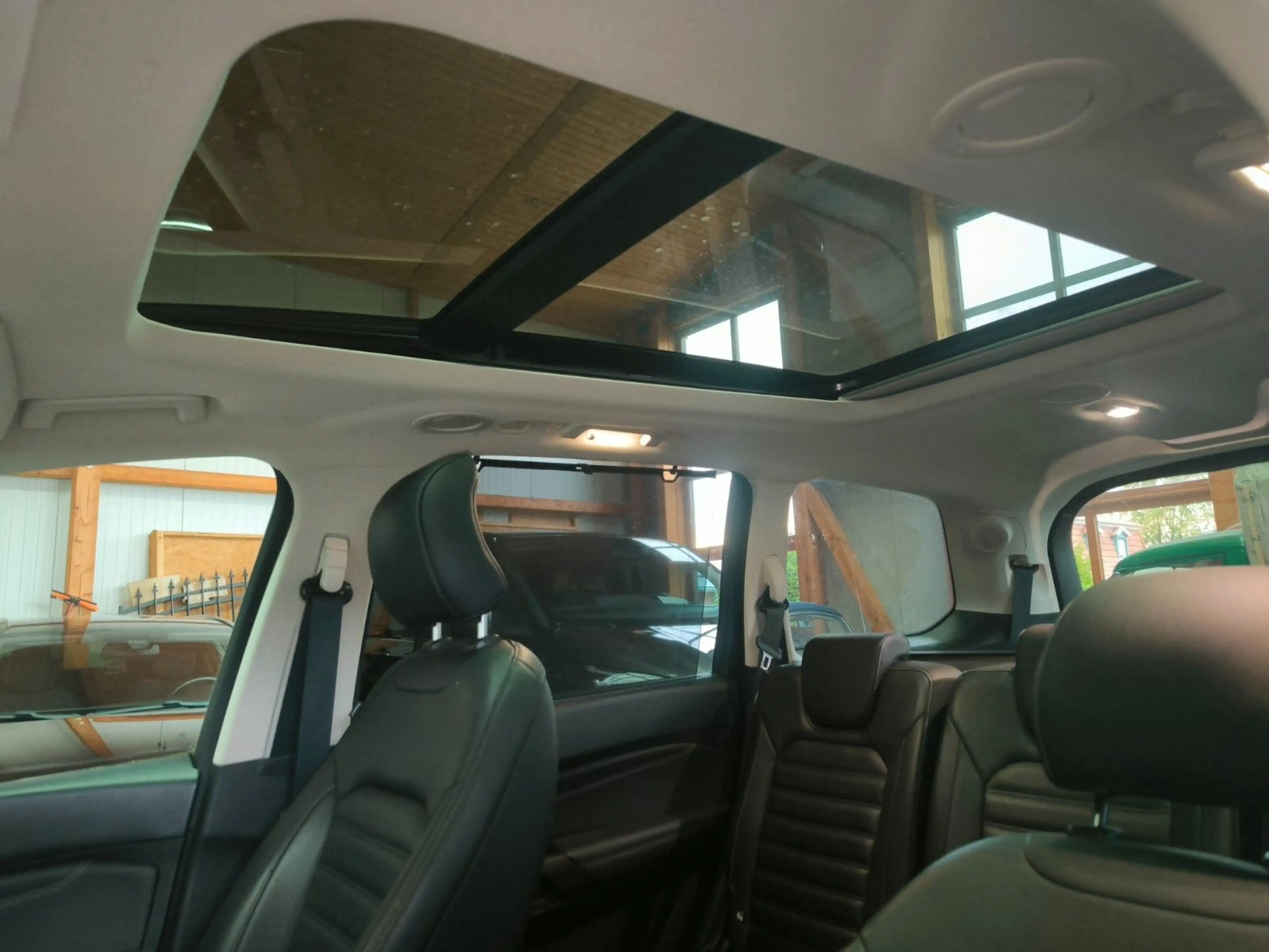 Ford Galaxy 2,0 EcoBlue Titanium,Cam,LED,Pdach,18"Alu — photo 6