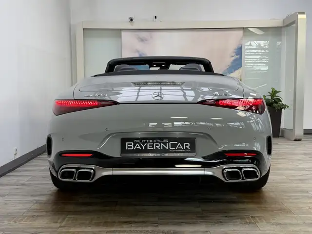 Mercedes-Benz SL view 5