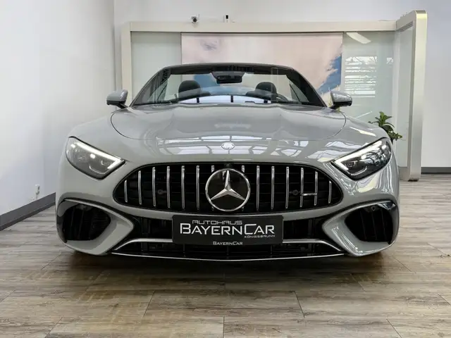Mercedes-Benz SL view 2