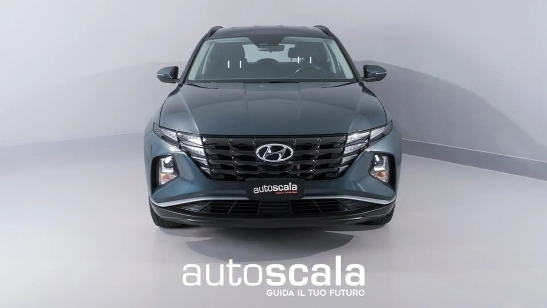 Hyundai TUCSON 1.6 CRDI XTech Grey - 2
