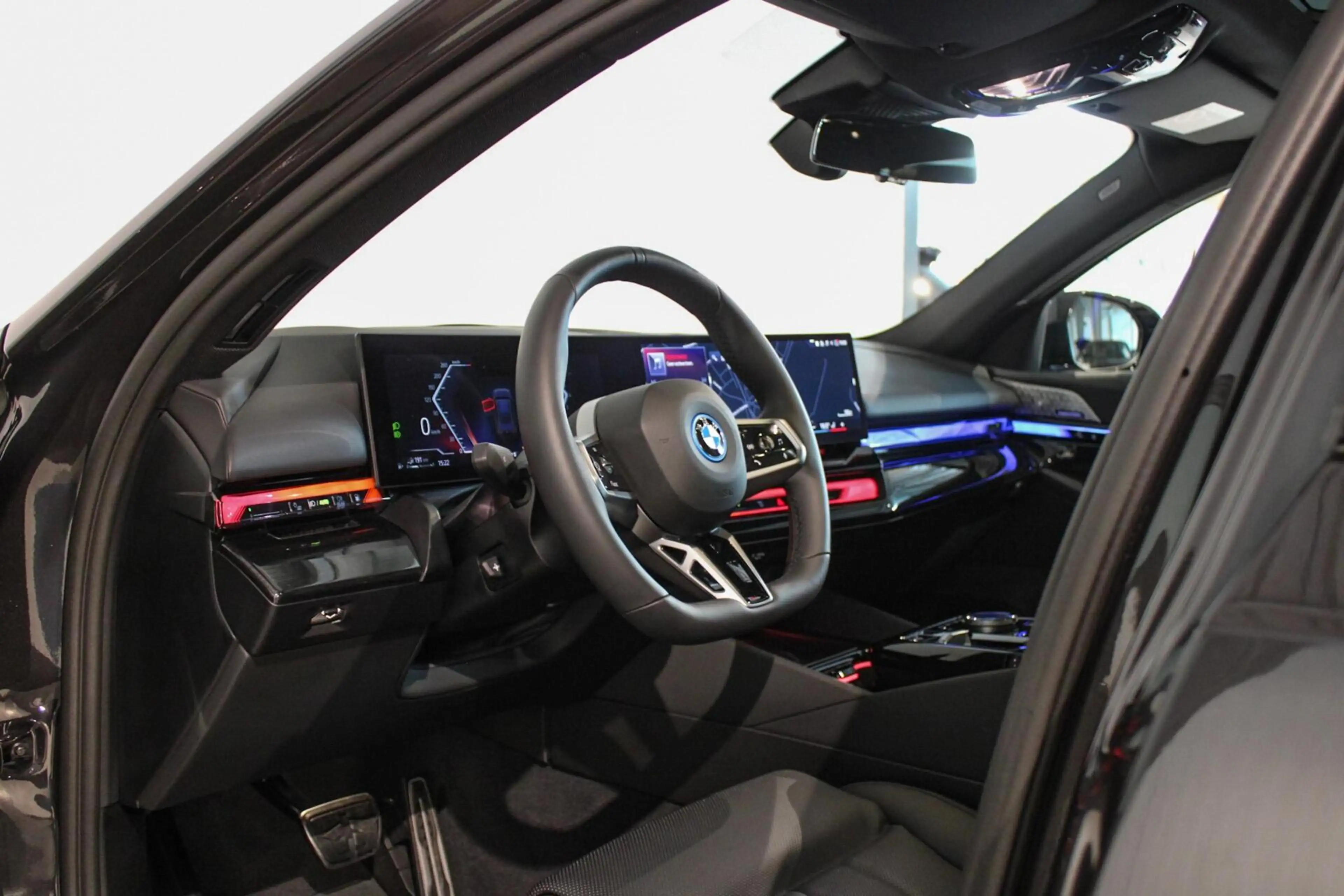 BMW 550 5-serie Touring 550e xDrive PANO | B&W | 4w-best | — photo 10