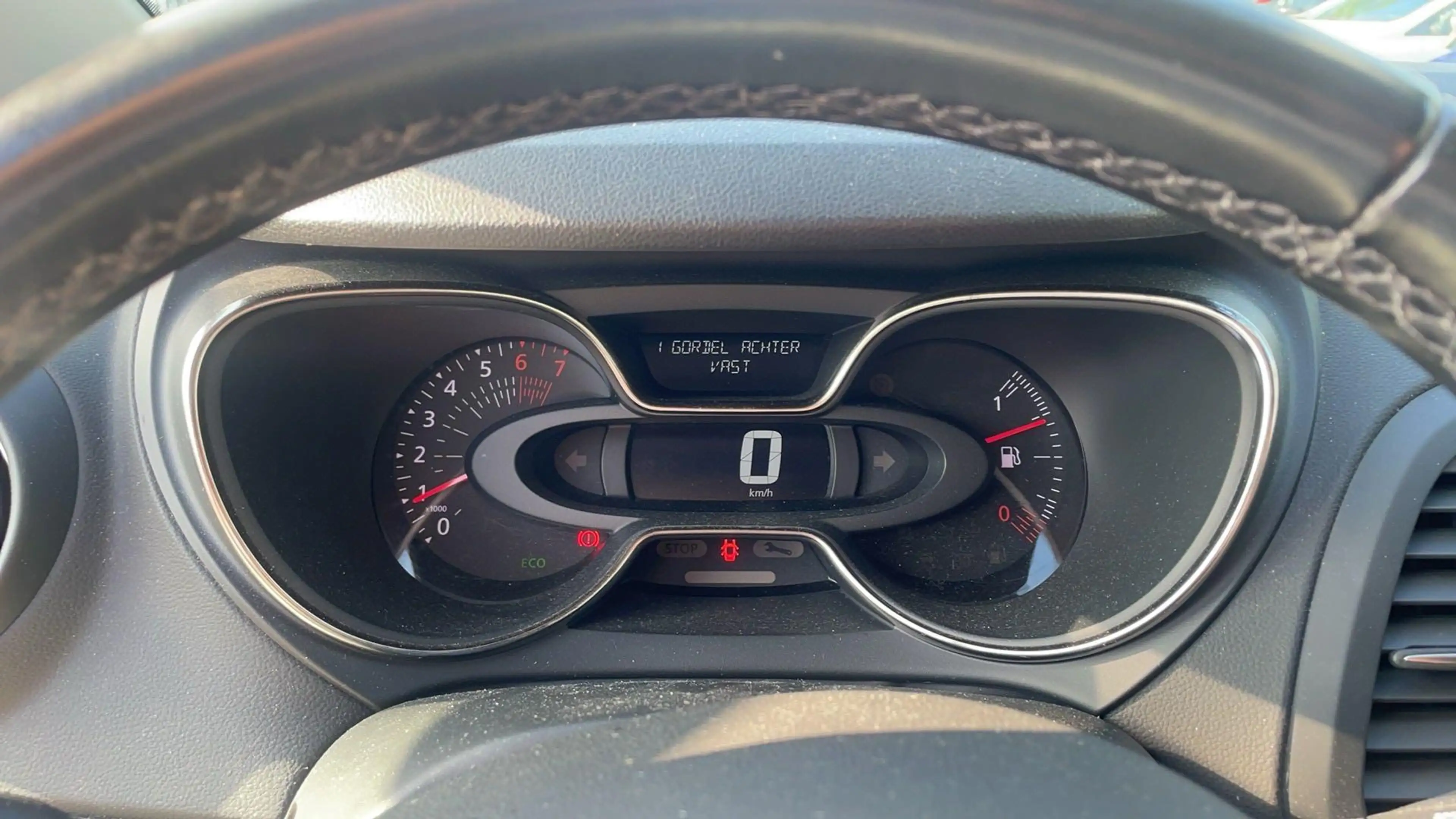Renault Captur 0.9 TCe Intens — photo 9