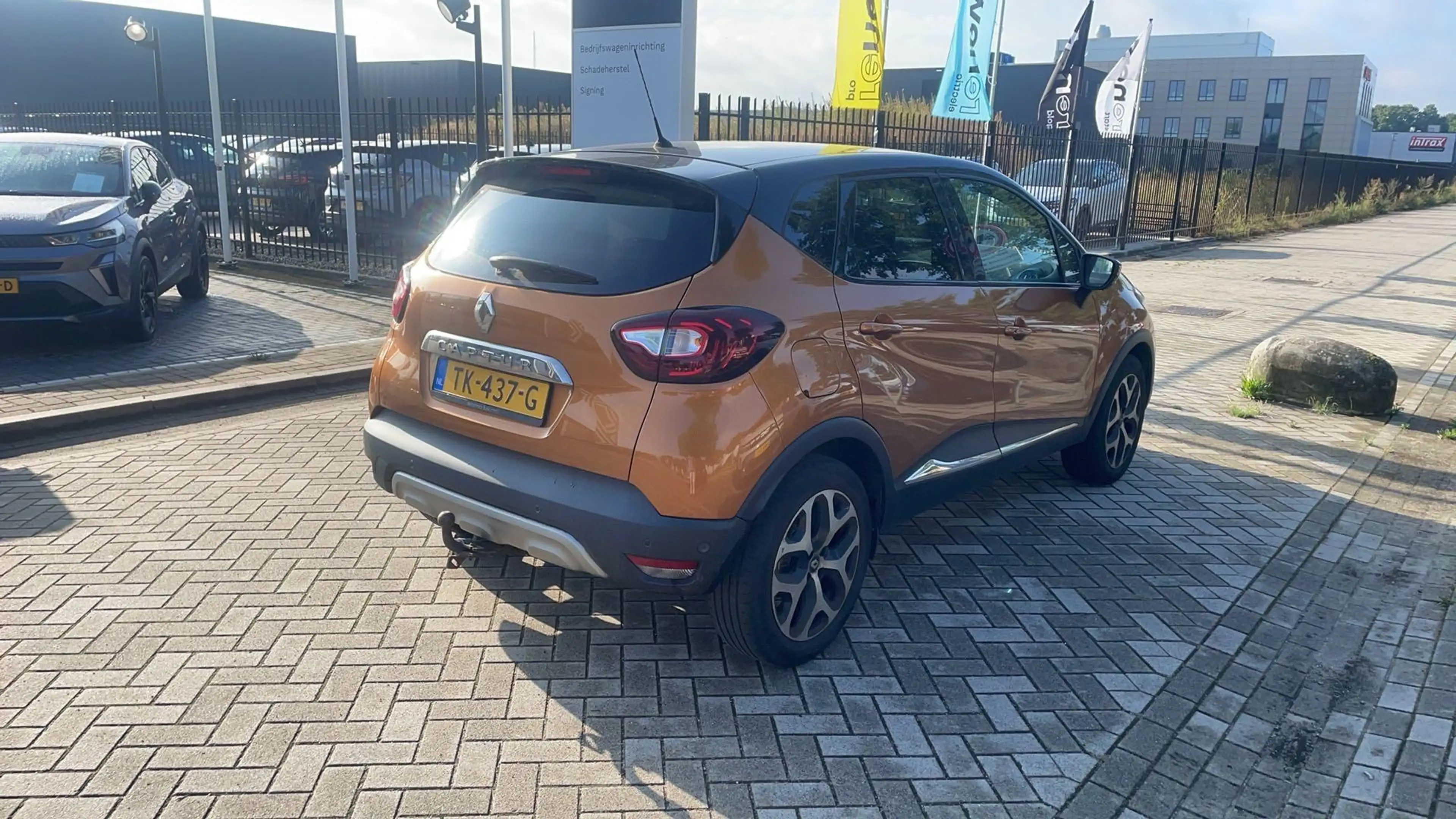 Renault Captur 0.9 TCe Intens — photo 4