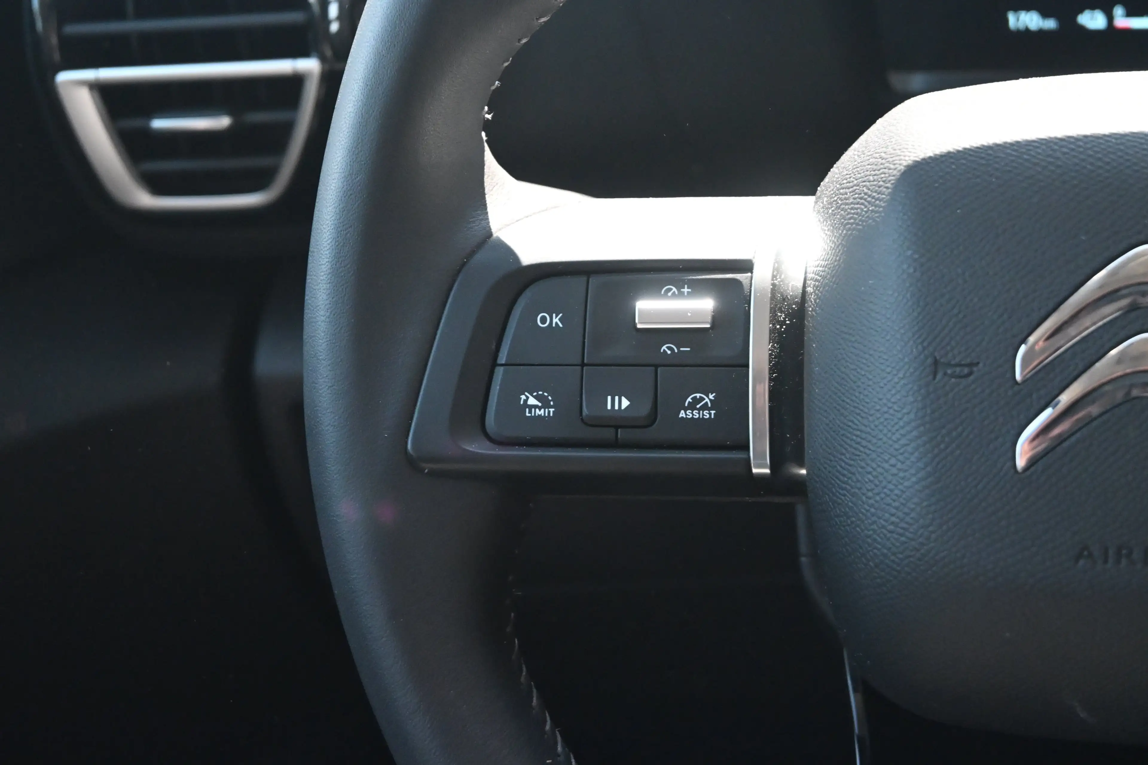 Citroen E-C4 Electric You 50 kWh 3 Fase 100%SOH! | Navigatie by App | Ac — photo 12