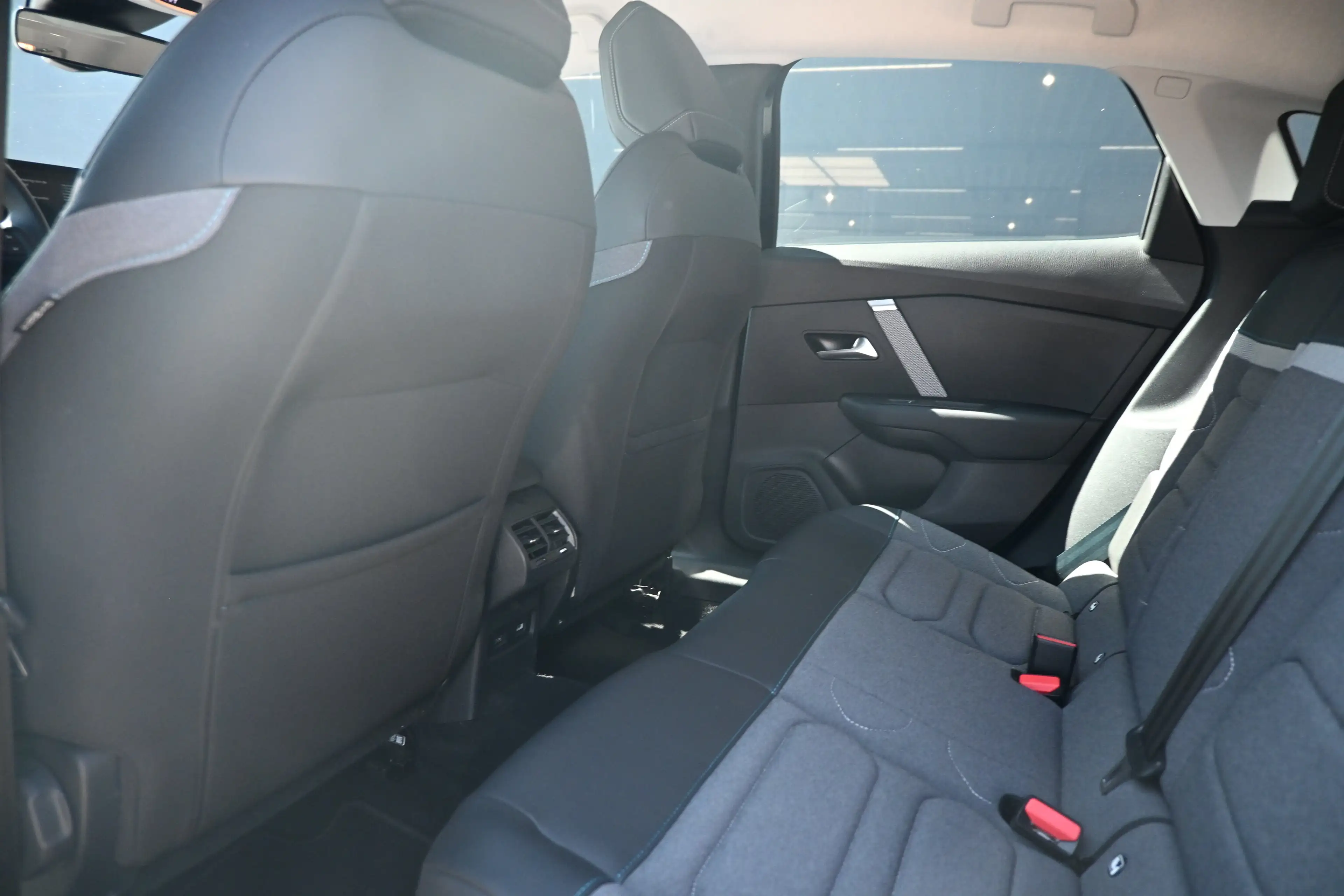 Citroen E-C4 Electric You 50 kWh 3 Fase 100%SOH! | Navigatie by App | Ac — photo 9