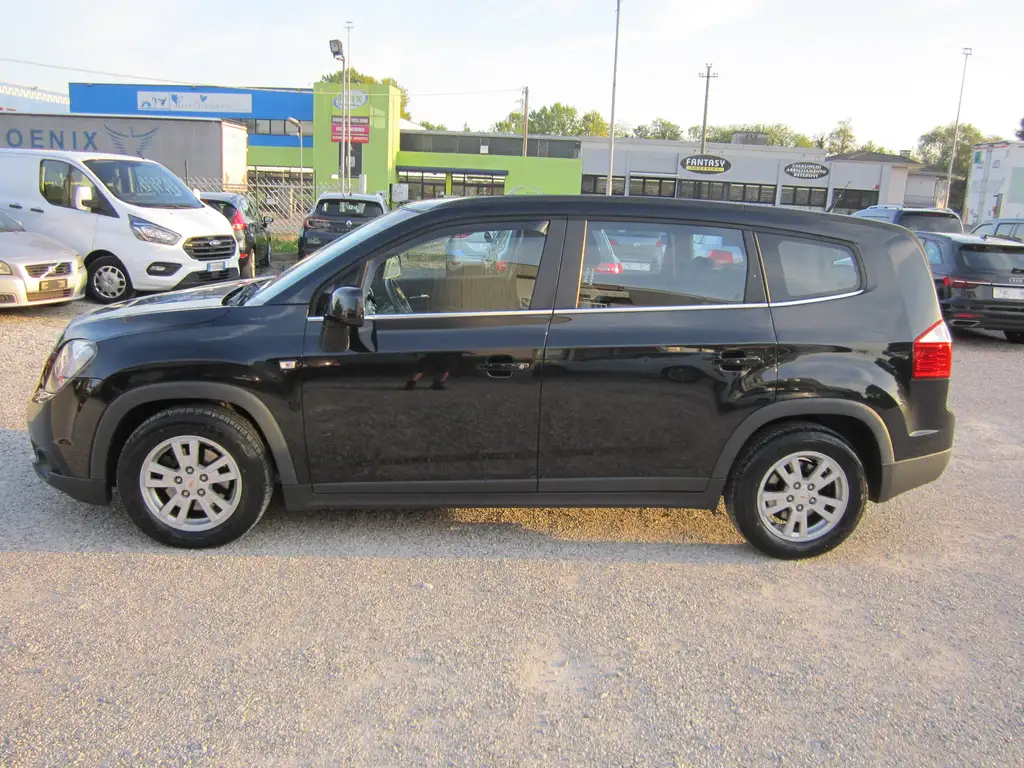 Chevrolet Orlando 2012 из Европы — купить под ключ