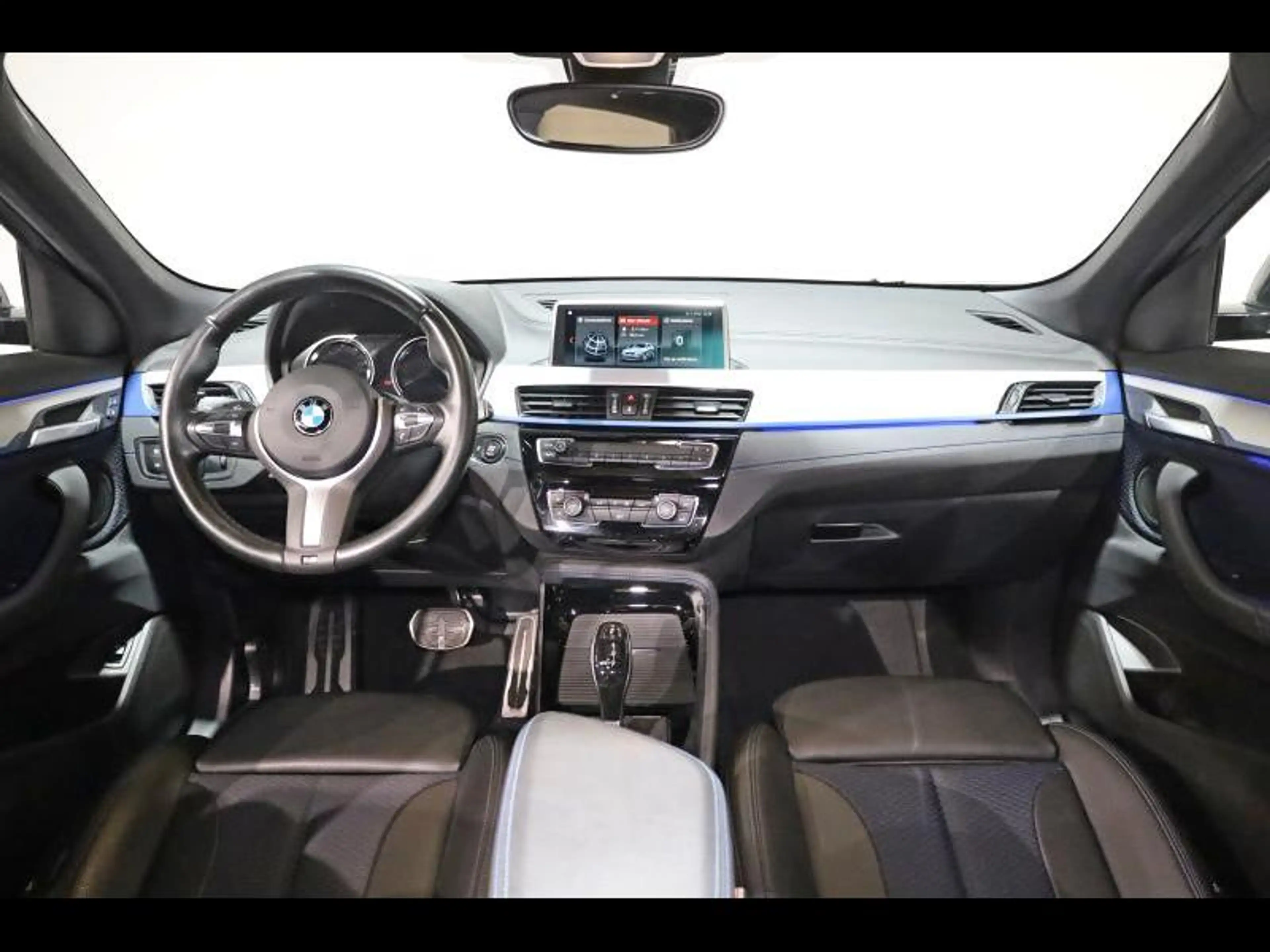 BMW X2 sDrive16d Kit M Sport — photo 7