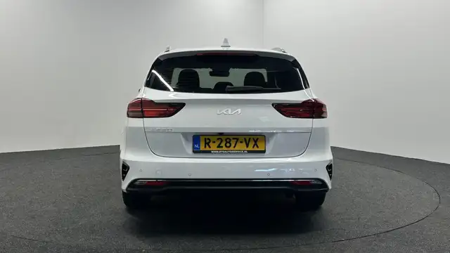 Kia Ceed view 7