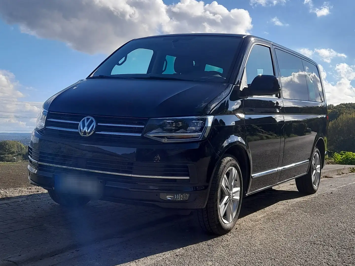 Volkswagen T6 Multivan Multivan+DSG+Kurz+4MOTION+Generation+Six - 2