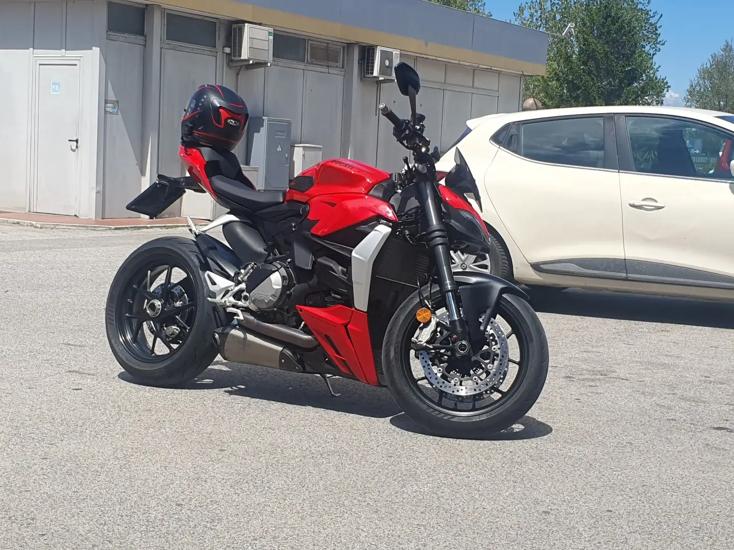 Ducati Streetfighter Rosso - 1