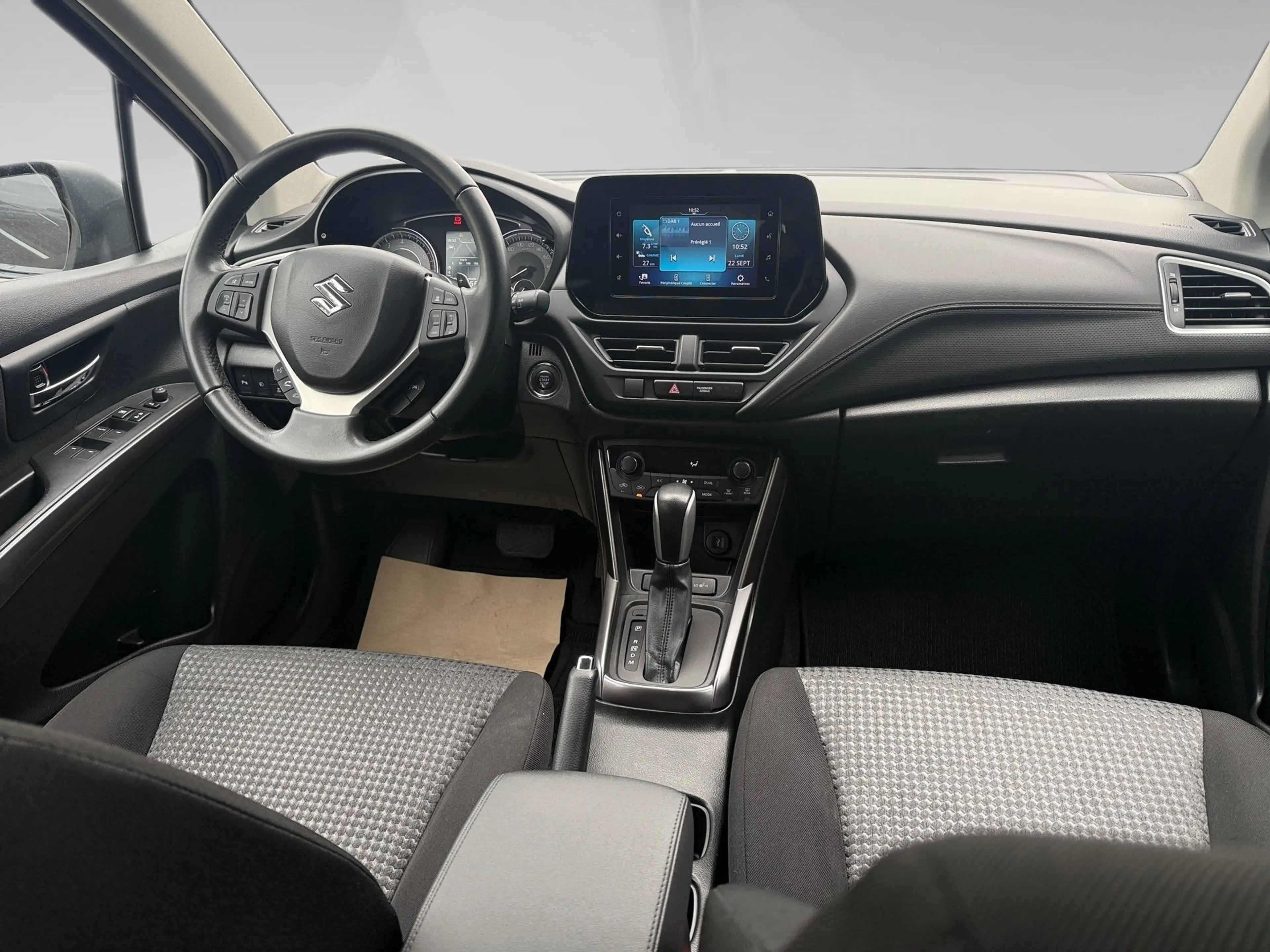 Suzuki SX4 S-Cross 1.4 — photo 6
