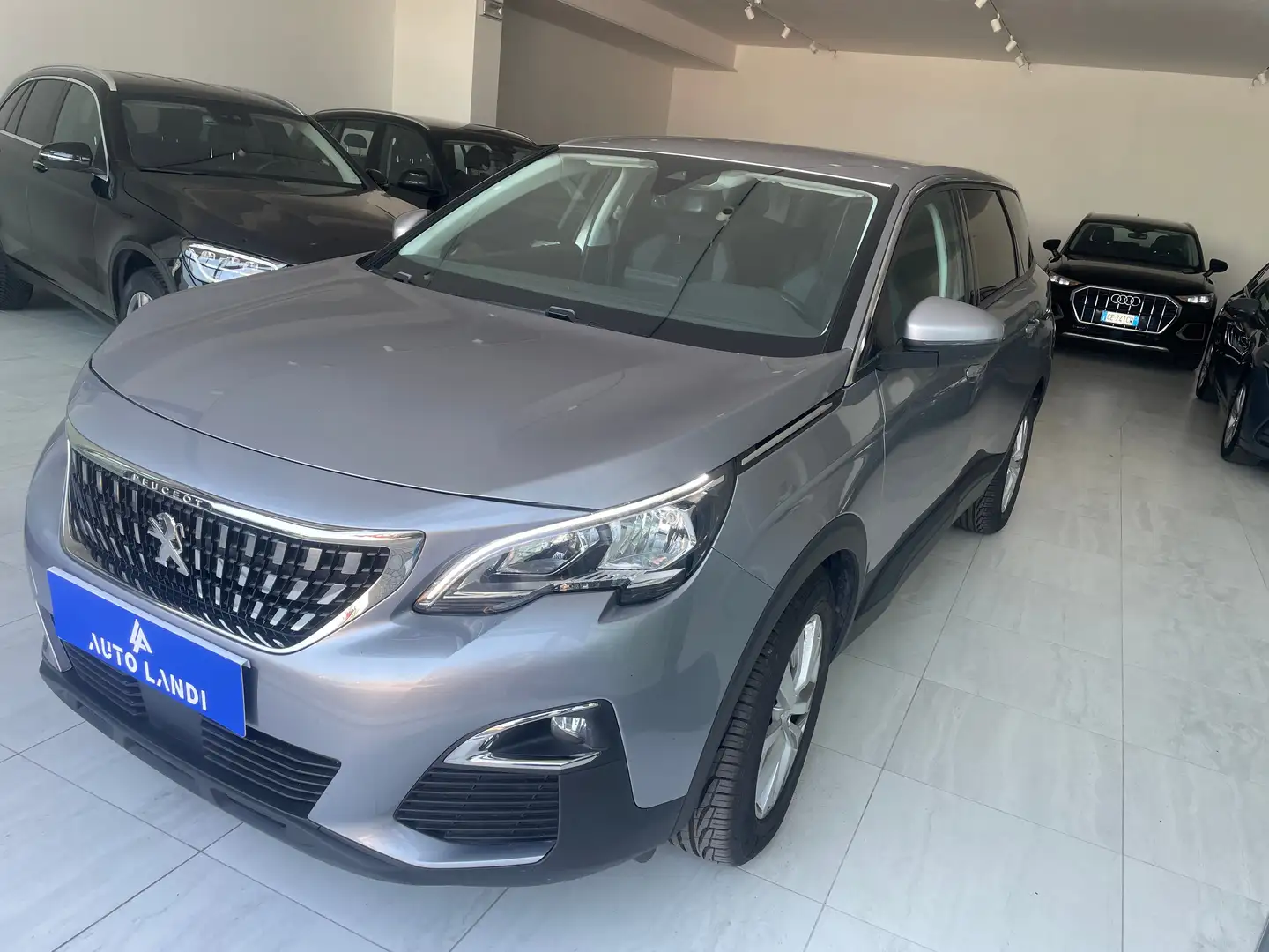 Peugeot 5008 5008 1.5 bluehdi Business s 7 posti Grigio - 1