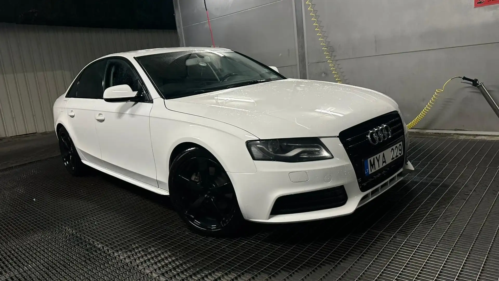 Audi A4 1.8 auto FL - 2