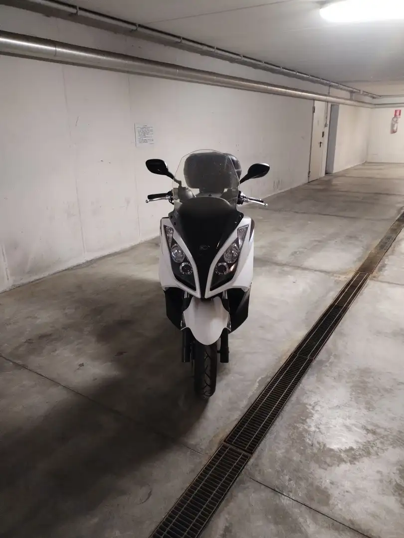Kymco Downtown 300i Alb - 2