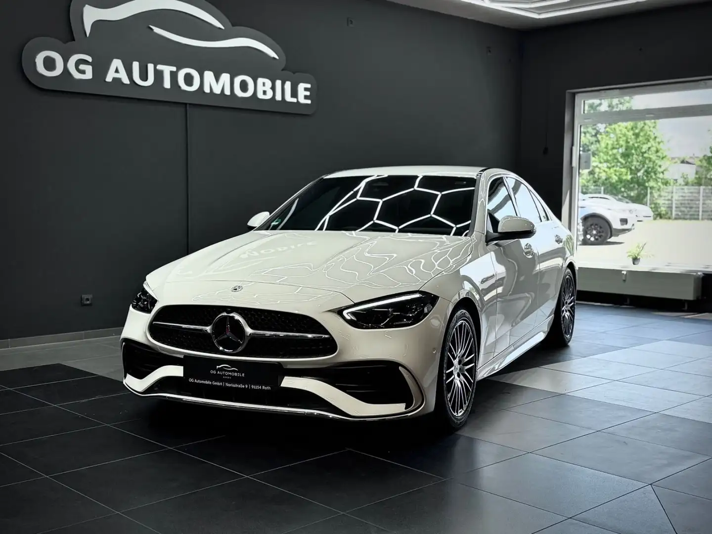 Mercedes-Benz C 180 Lim. AMG*LED*LEDER*MASSAGE*CAM*AMBIENTE Blanc - 1