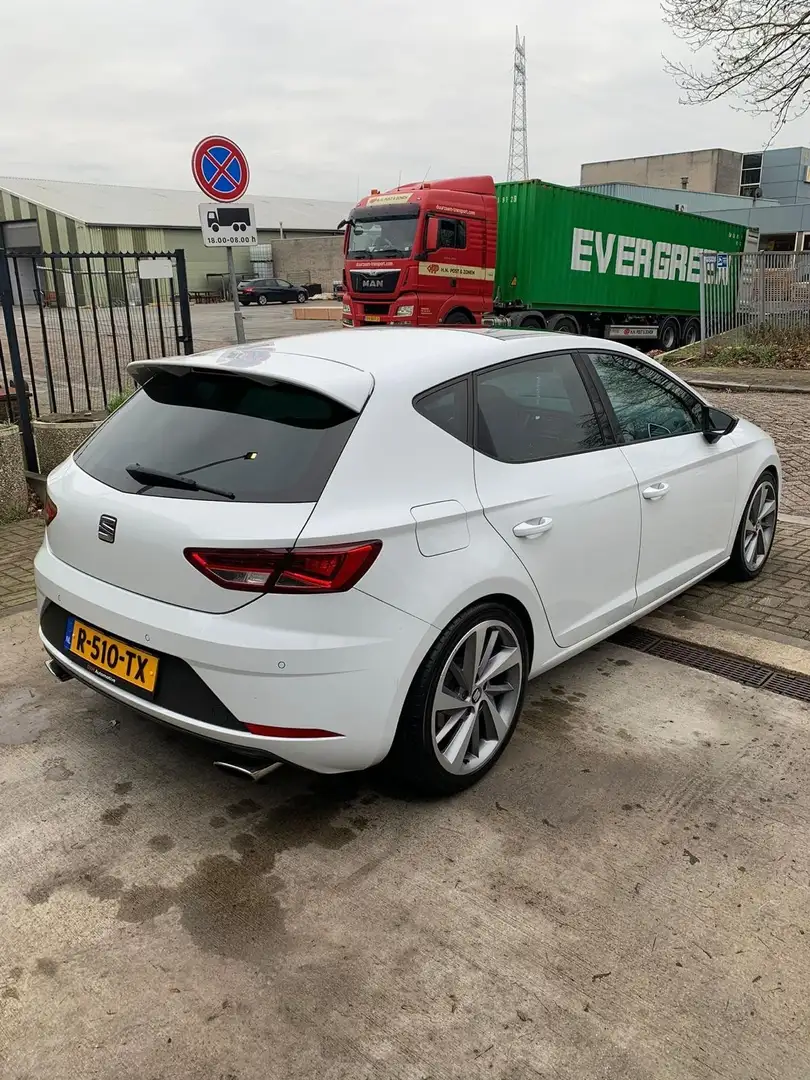 SEAT Leon 1.8 TSI FR Wit - 1