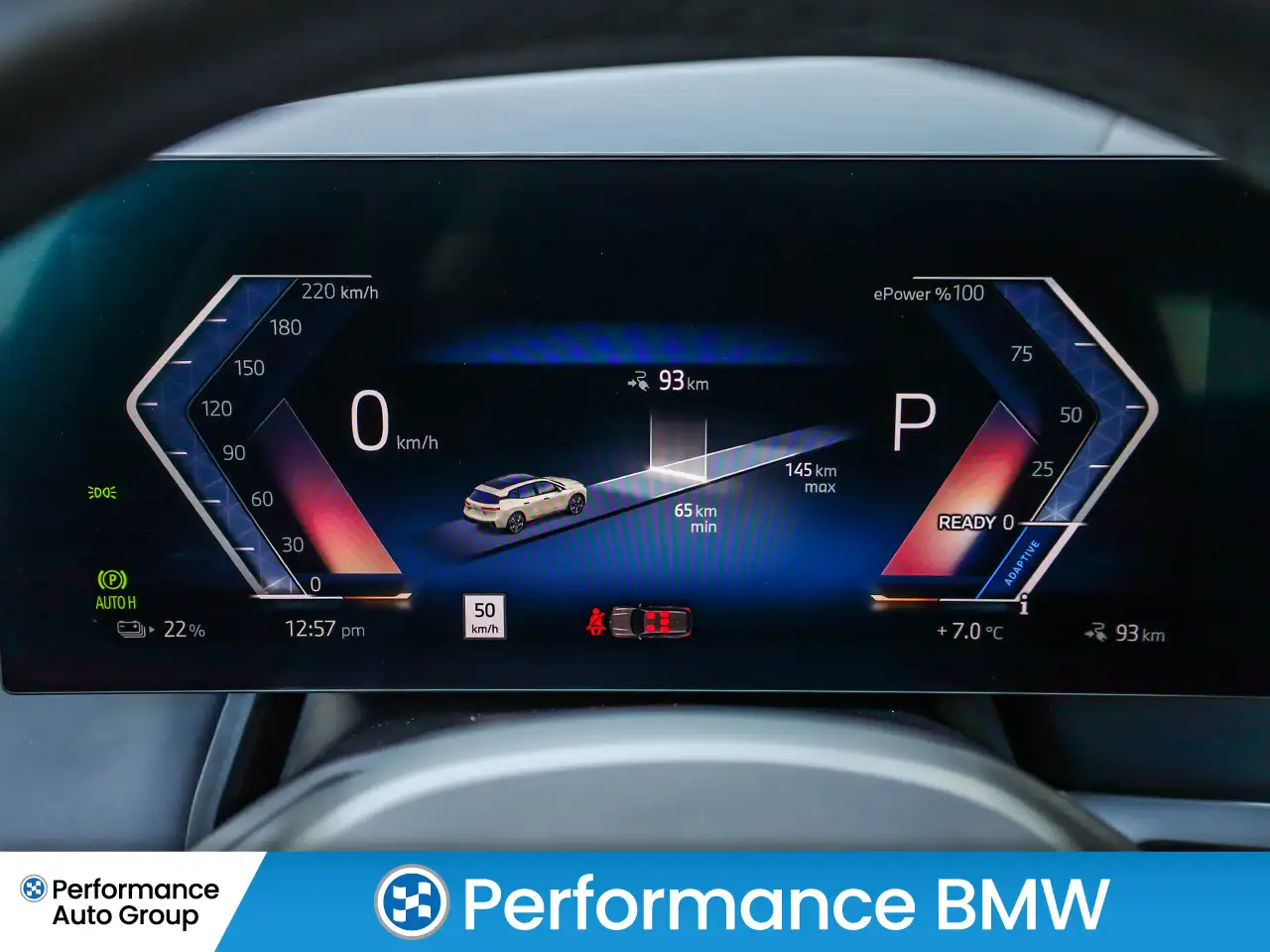 BMW iX снимка BMW iX
