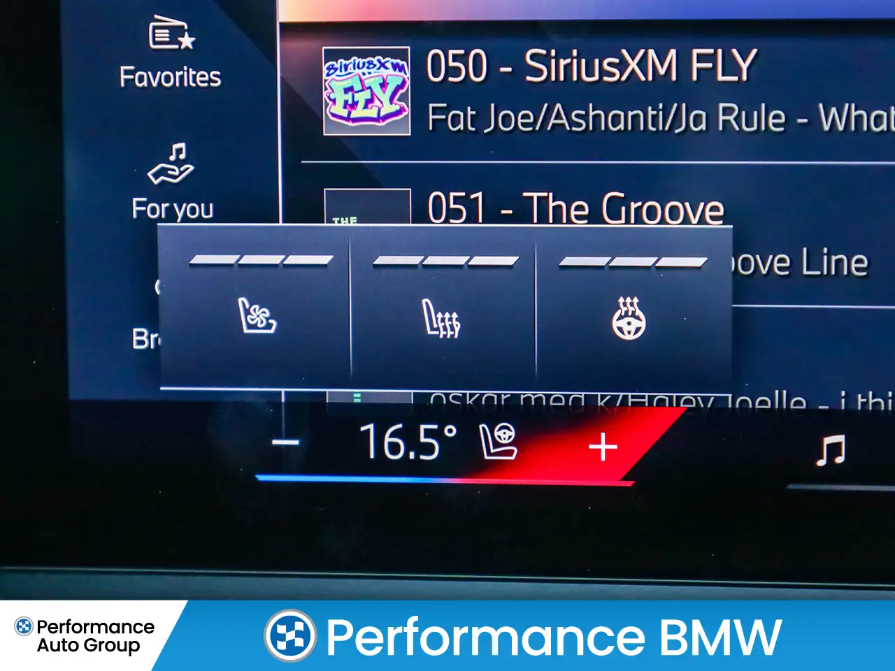 BMW iX снимка BMW iX