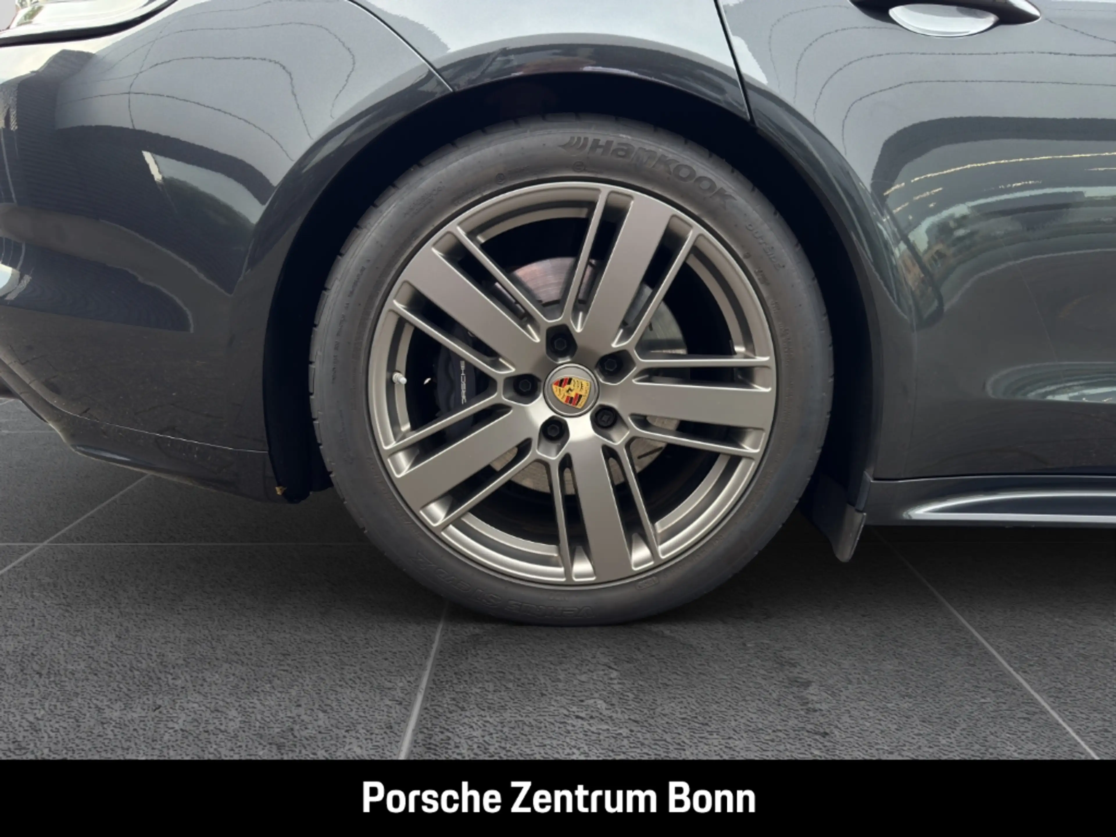 Porsche Panamera 4 E-Hybrid Platinum Edition InnoDrive — photo 24