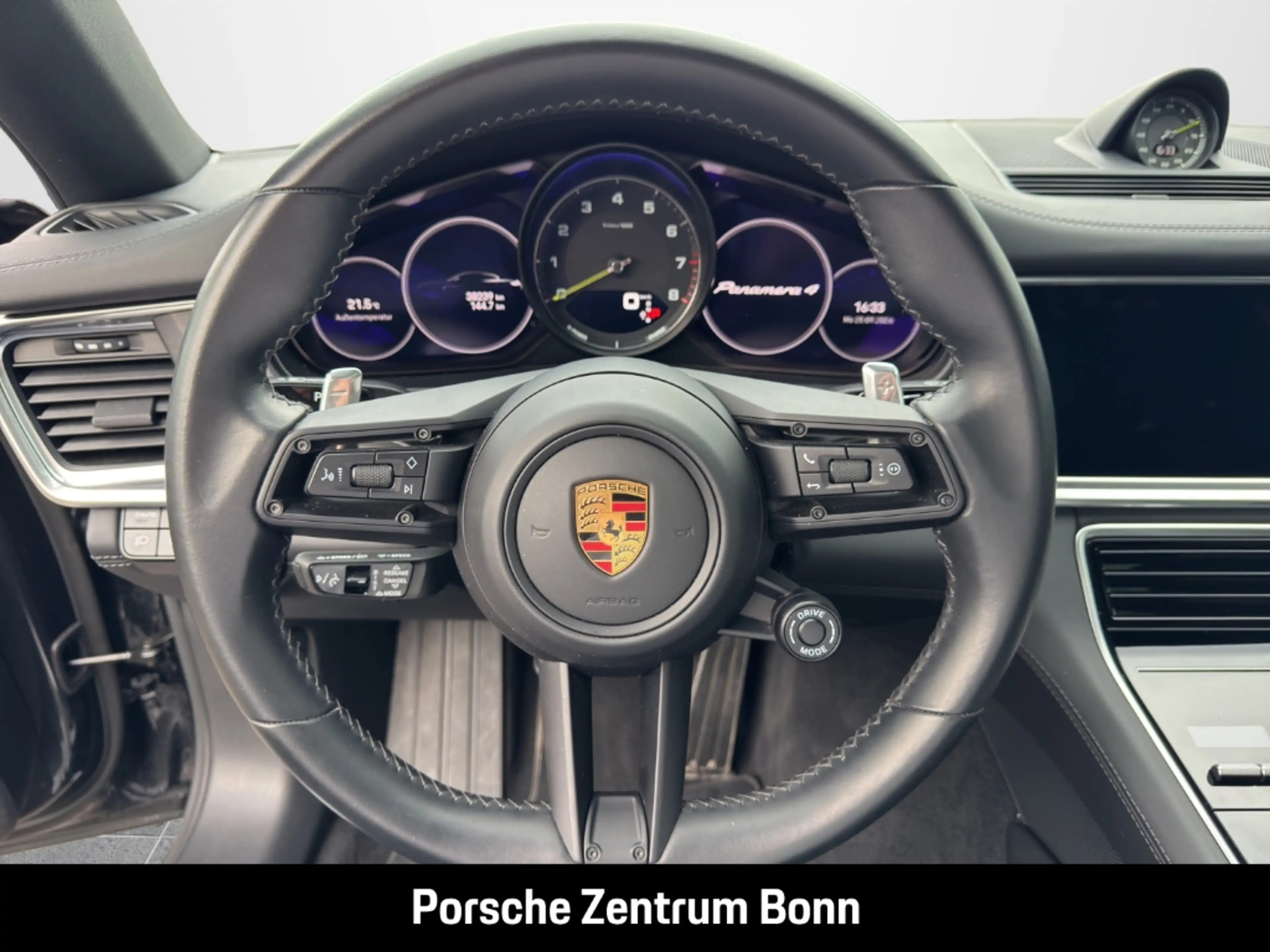 Porsche Panamera 4 E-Hybrid Platinum Edition InnoDrive — photo 10