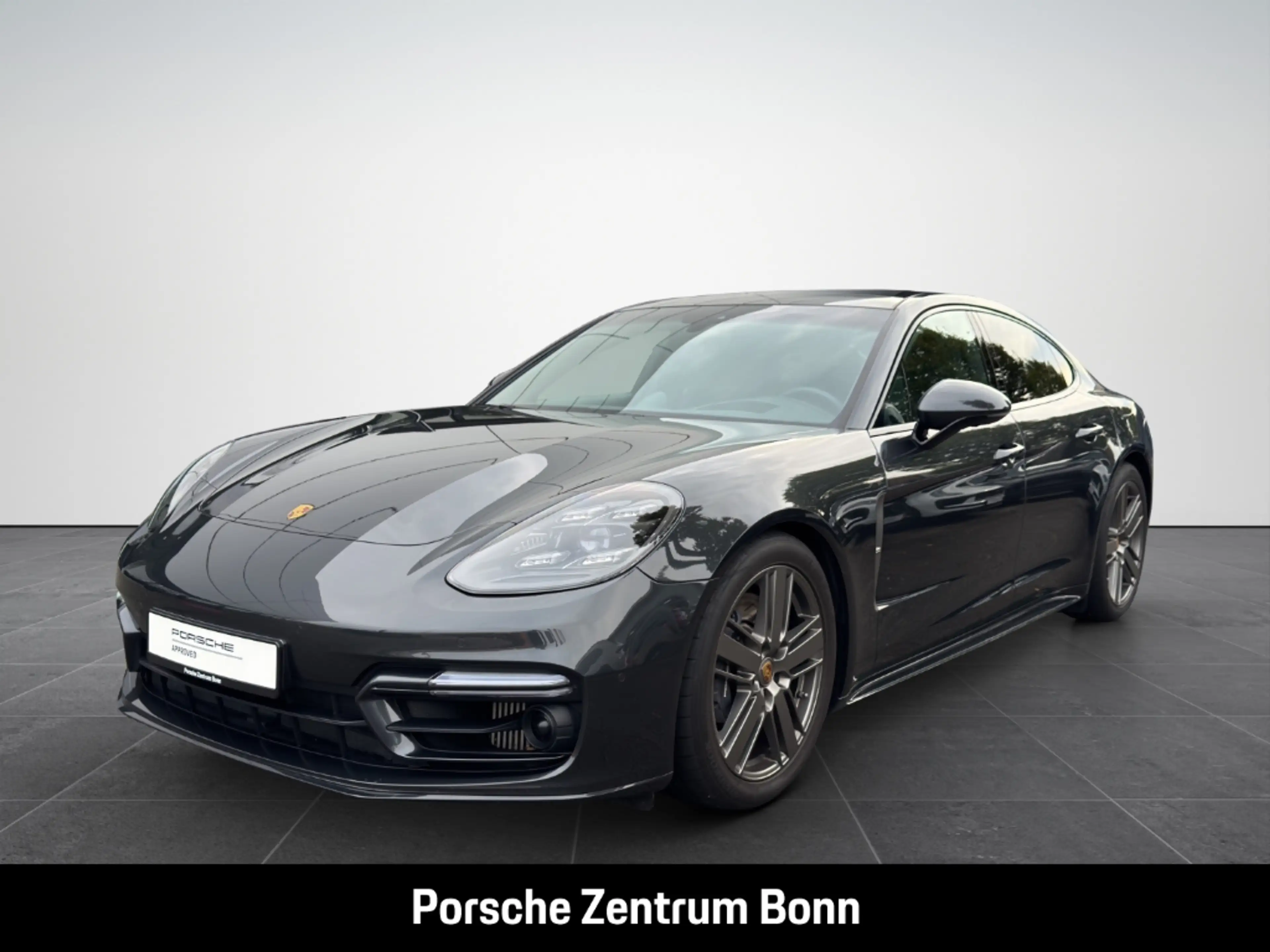 Porsche Panamera 4 E-Hybrid Platinum Edition InnoDrive